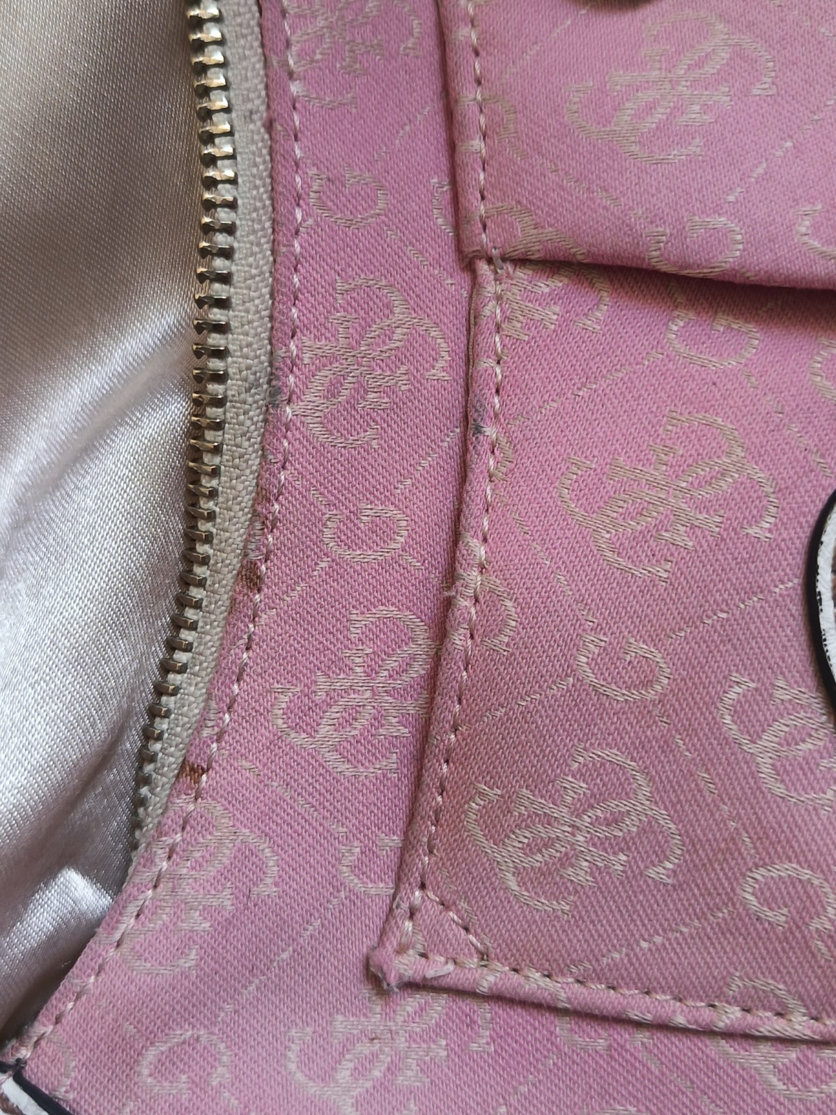 Vintage Guess Y2K Shoulder Bag Pink Monogram Leather 2000 Edgy RARE 90s