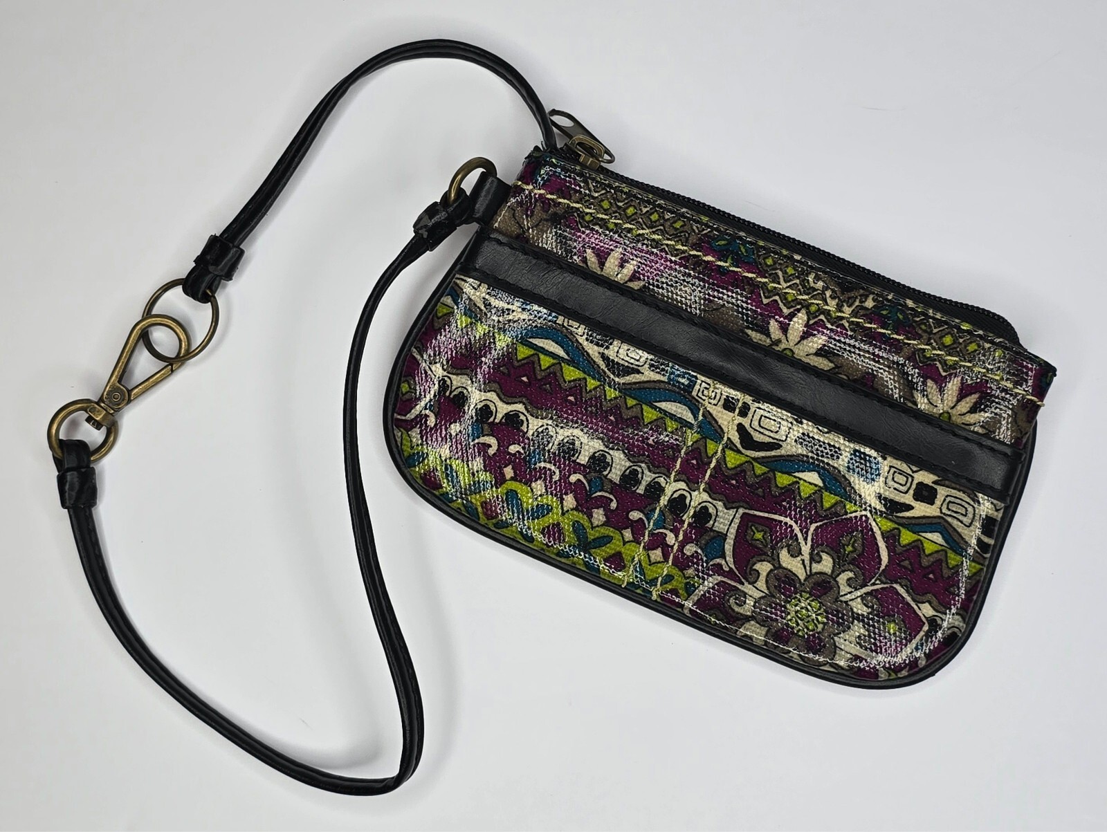 MUDD Floral Zip Wristlet Clutch Change Purse Strap & Key Holder 8 x 5 in