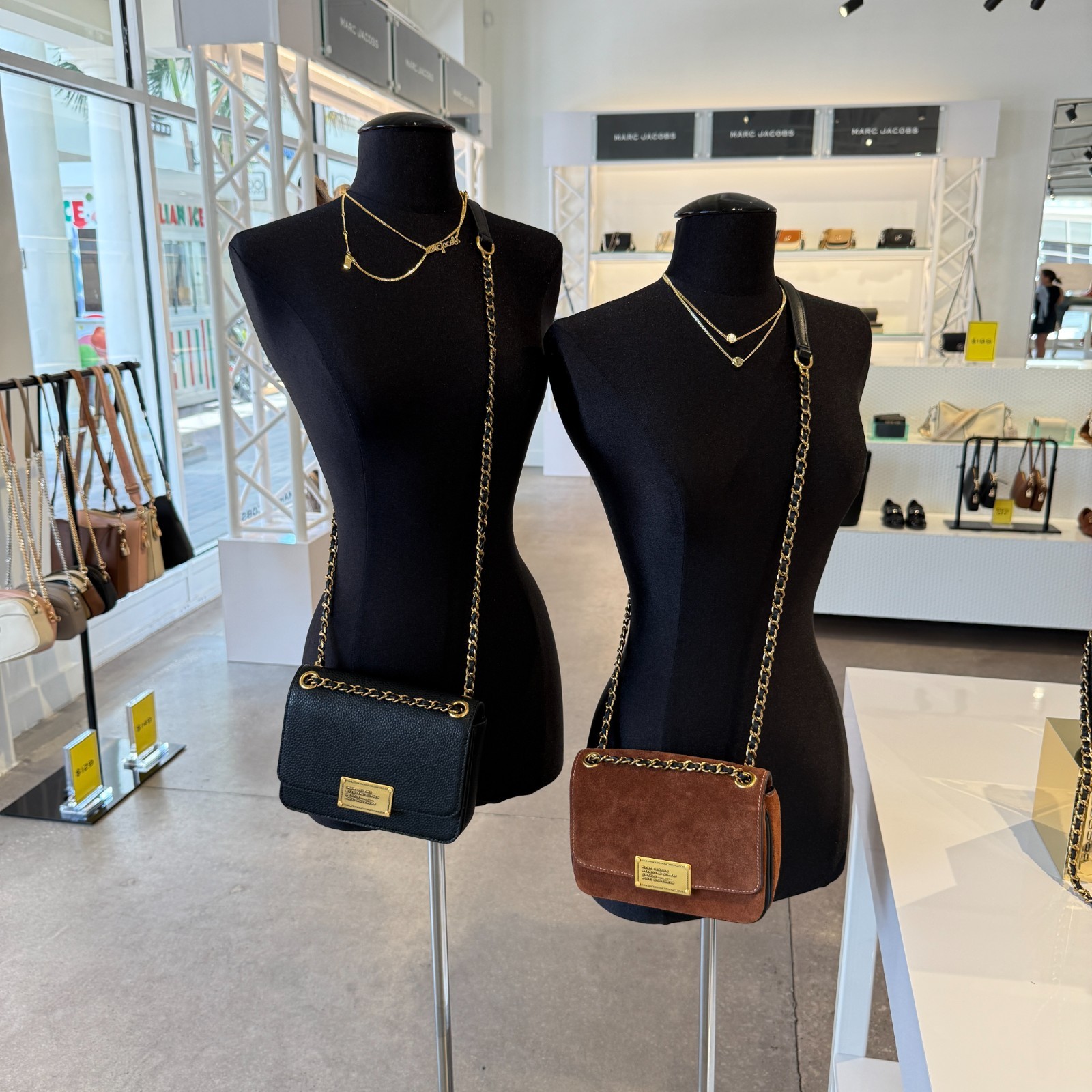 Marc Jacob The Plaza Pebbled Leather Shoulder Bag 4F5HSH014H01 Black, $395