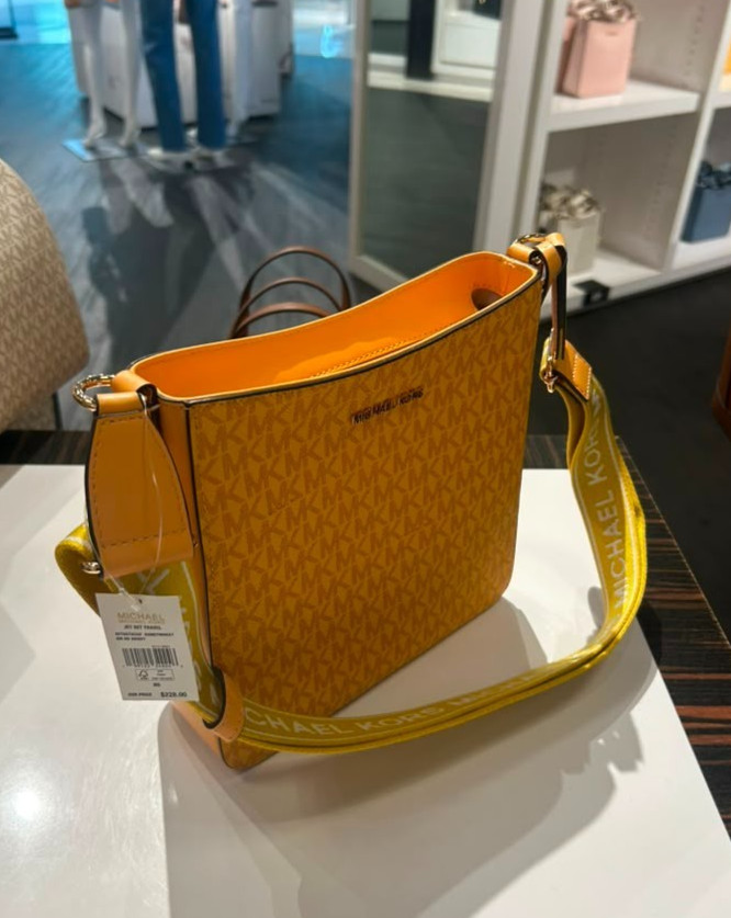 Michael Kors Small Messenger Handbag Crossbody Bag Purse Honeywheat Shoulder MK