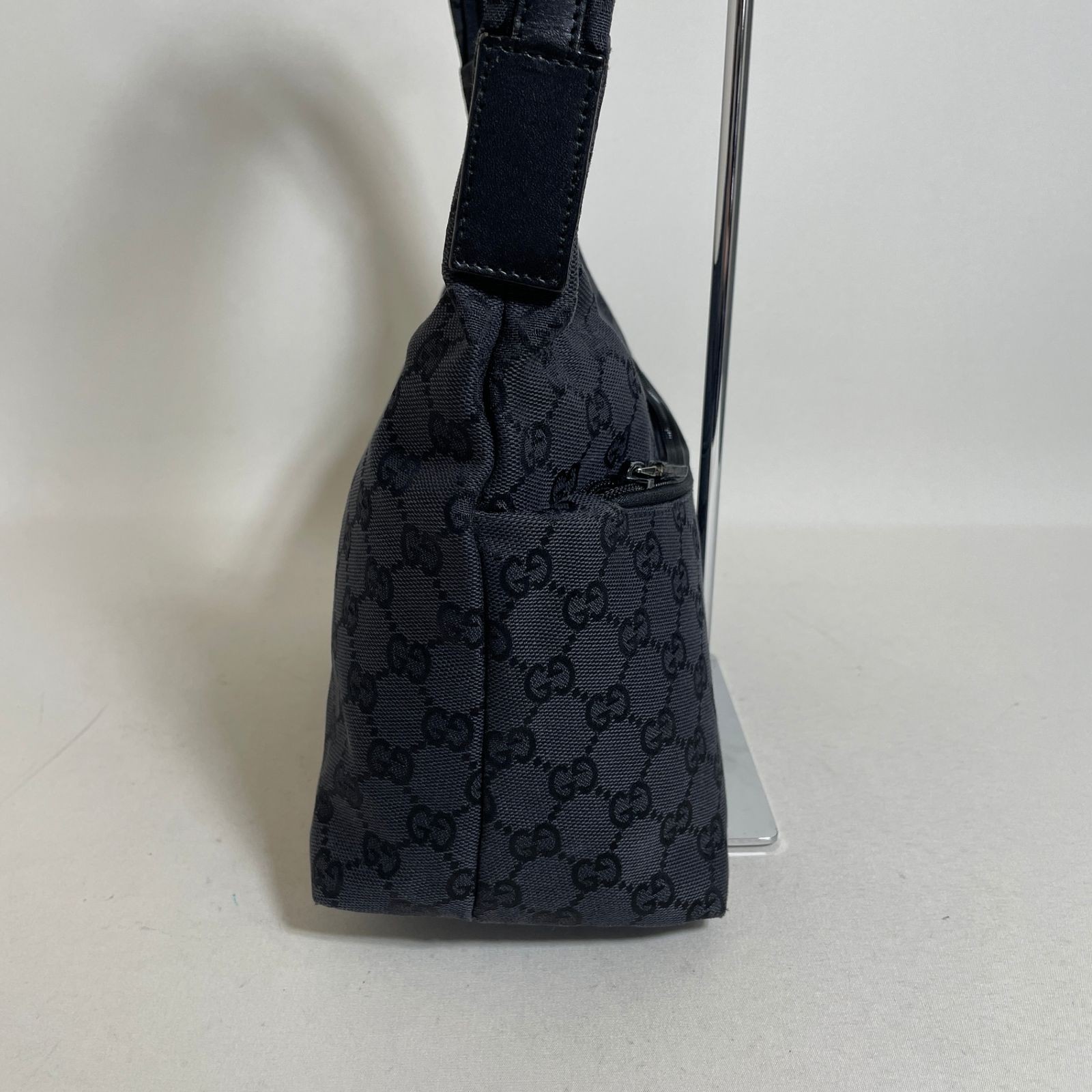 Gucci GG Canvas Shoulder Bag Black Leather Size 18x23x12in 50in Handle