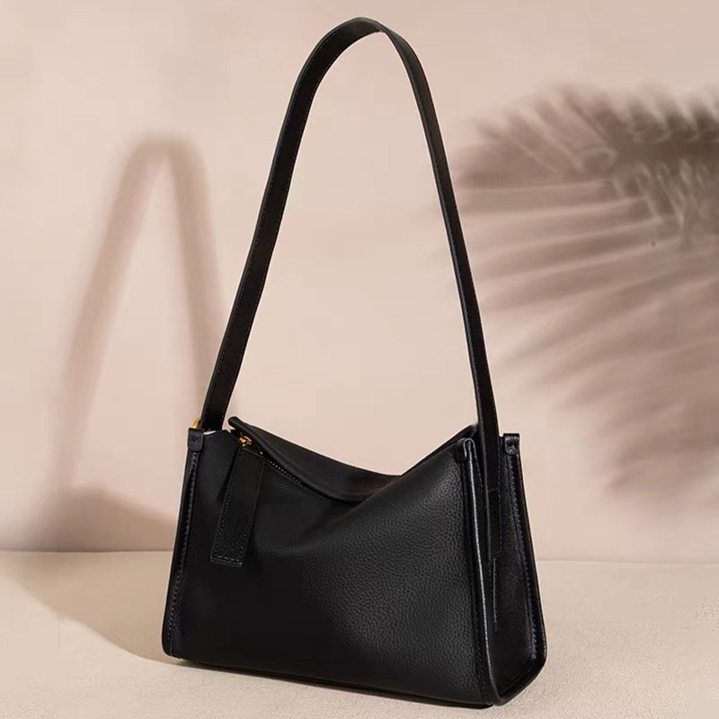 Women’s Black Small Pebbled Zip Shoulder Bag Gold Ring Buckle Detach Strap