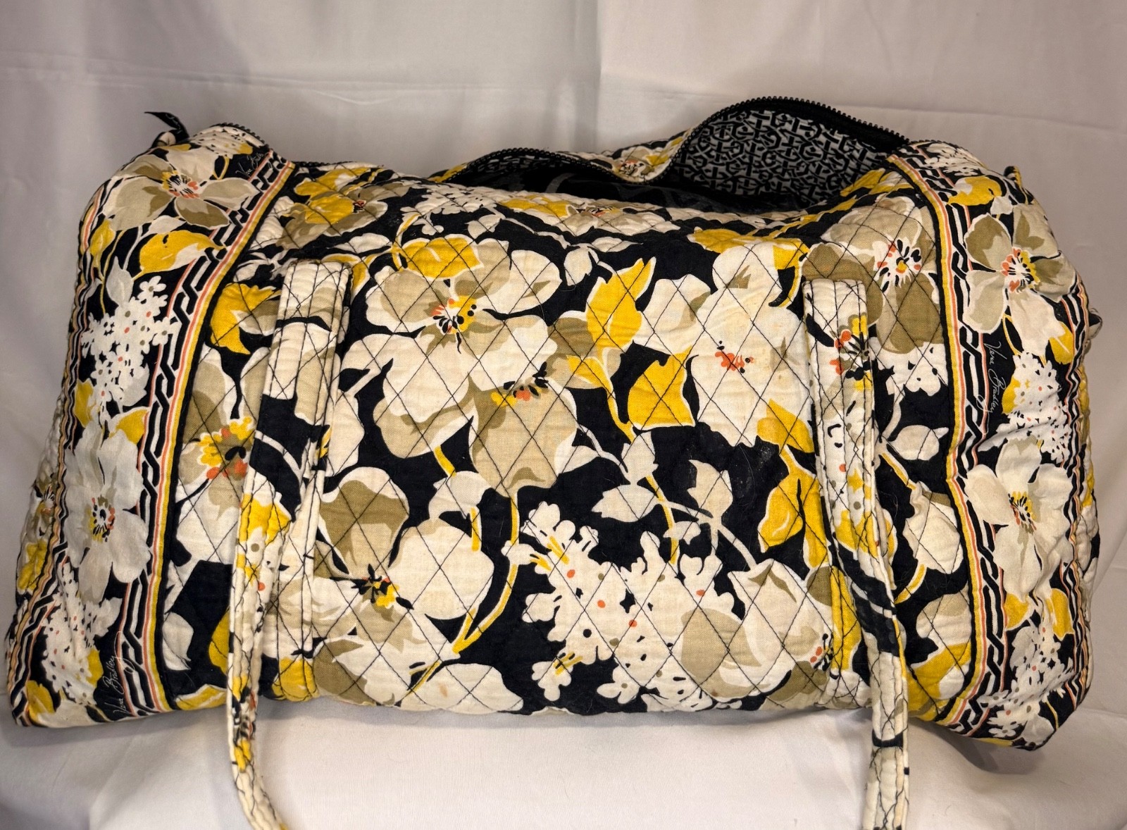 Vera Bradley Dogwood Large Duffel Travel Bag Retired Pattern EUC