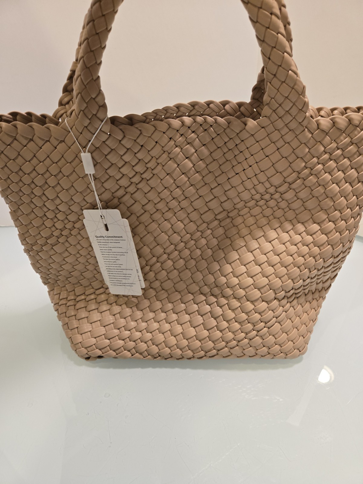 Queenoris Beige/peach Woven Leather Hand Bag-woven , Nwt