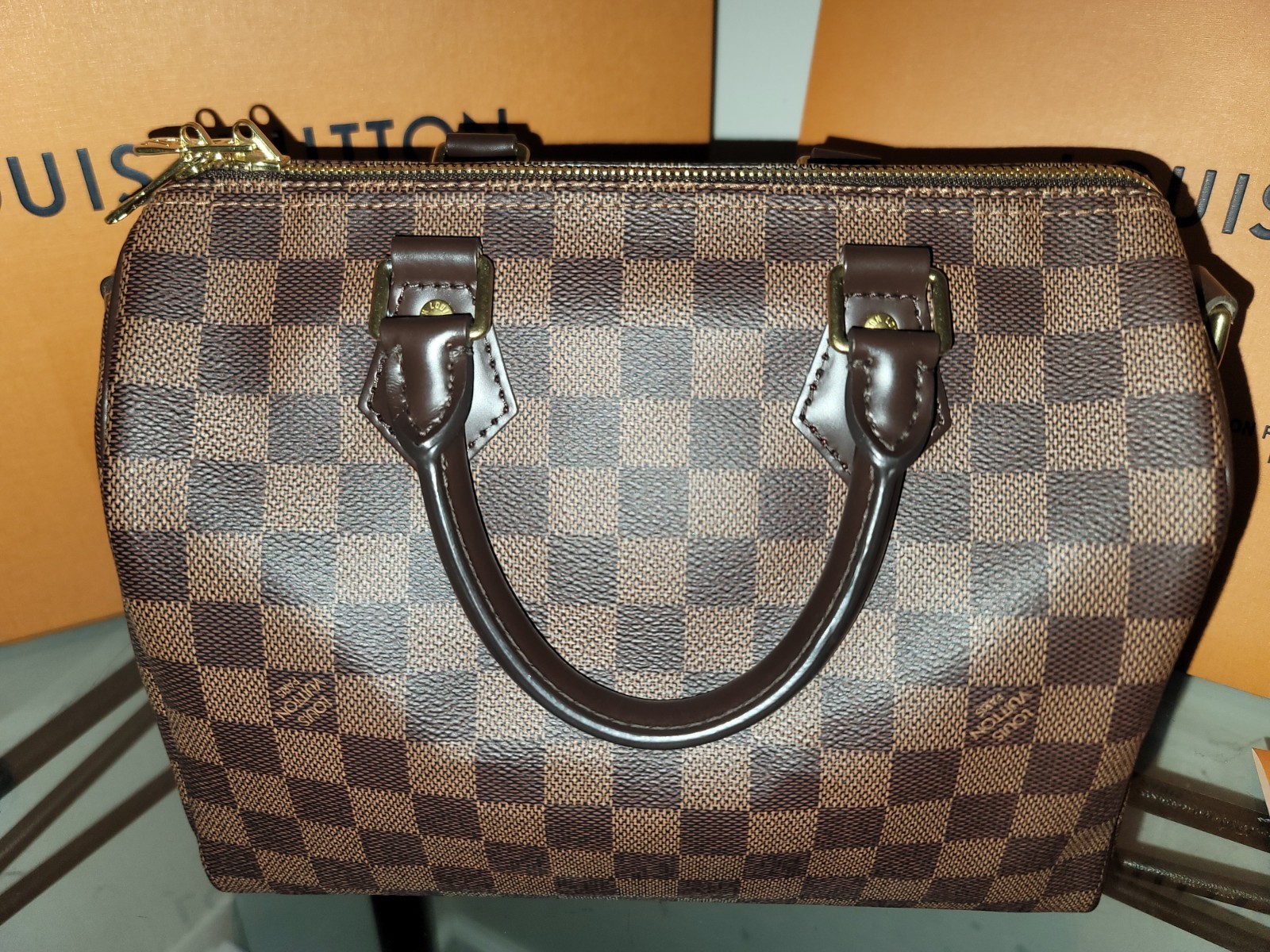Louis Vuitton Speedy Bandouliere 25 Damier Ebene Brown-Red Interior-Dust Bag