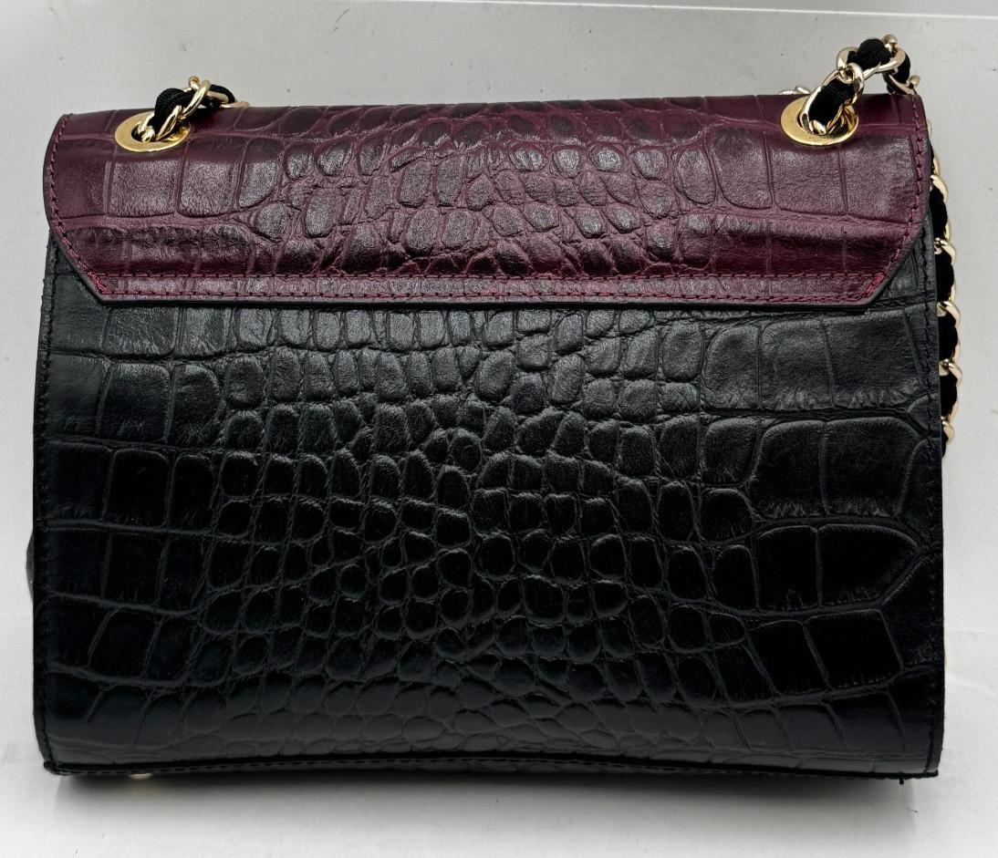 Innue Women’s Handbag Burgundy Black Leather Croc Leather Turn Lock Shoulder Bag