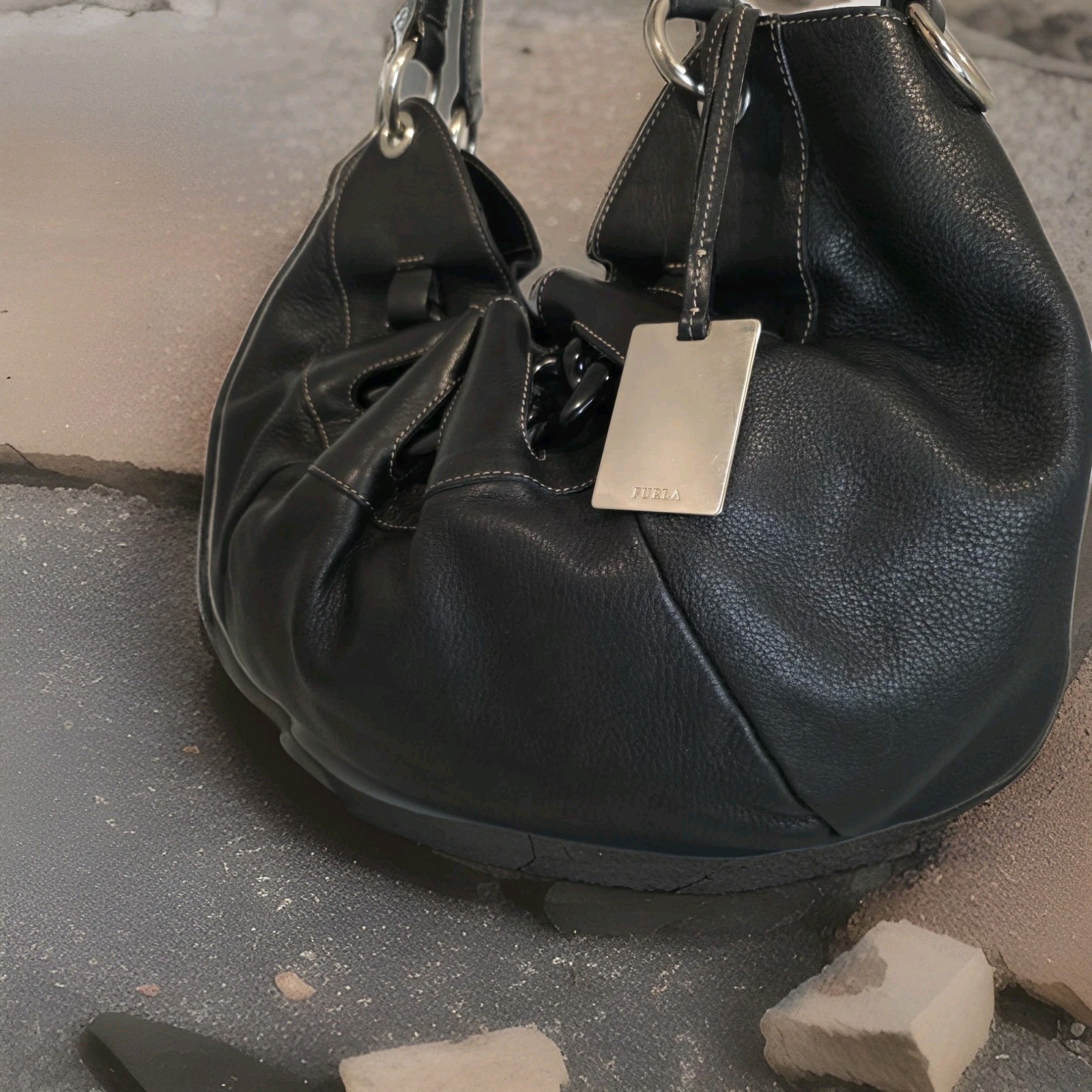 Furla Black Pebbled Leather Ruched Hobo Shoulder Bag Made in Italy Chain Accent