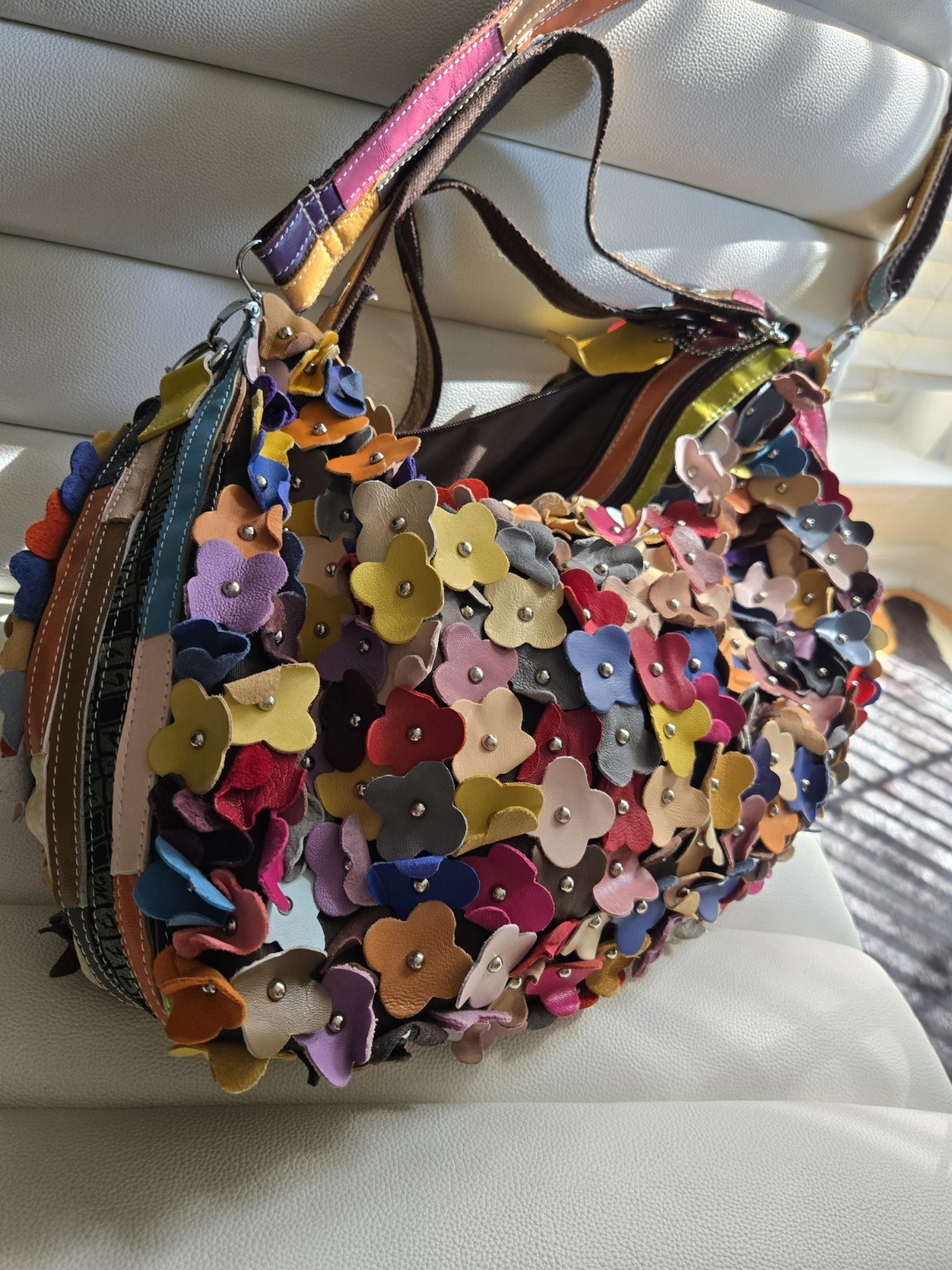 Rare Amerileather Genuine Leather Flower Appliqué XL Hobo Shoulder Bag Gorgeous