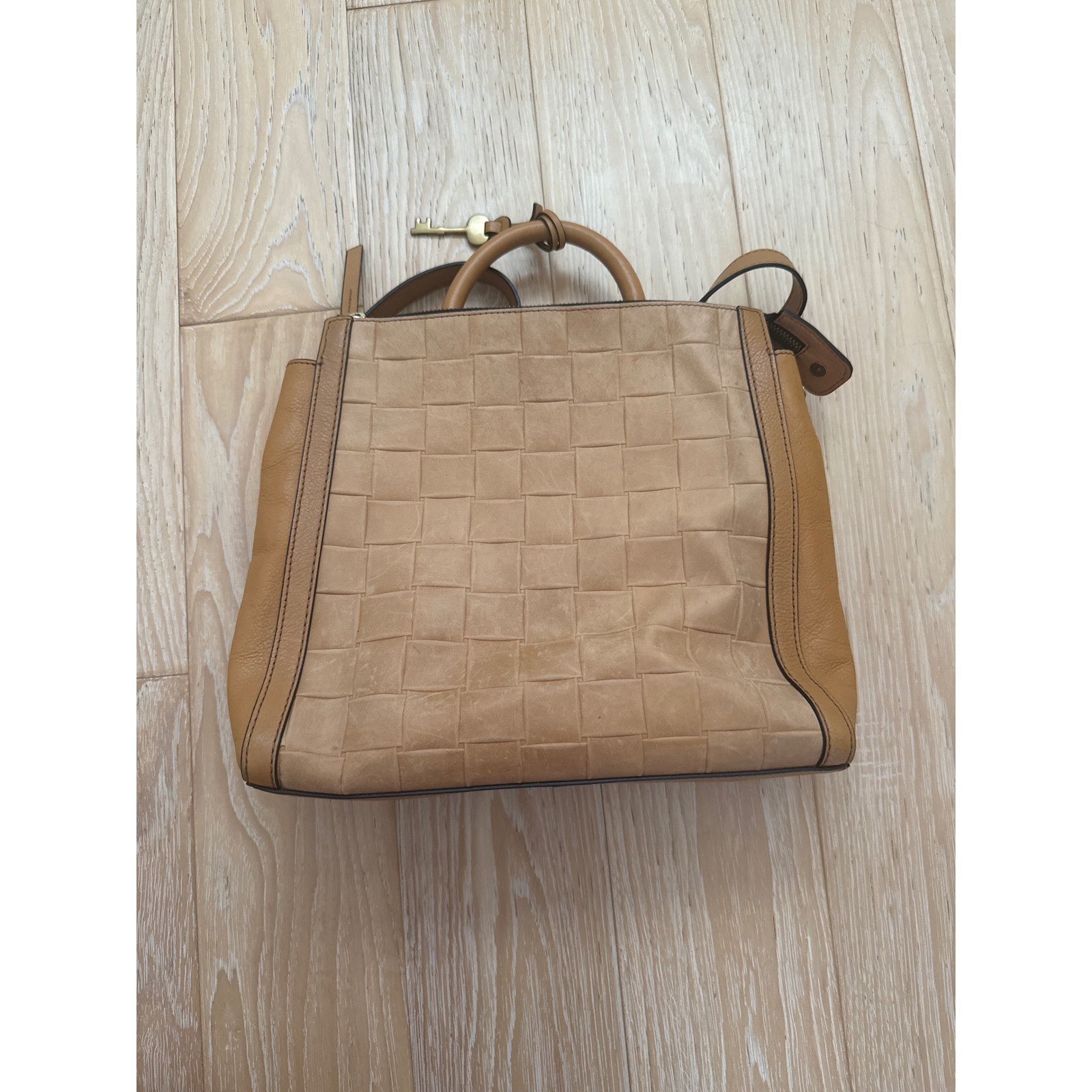 FOSSIL Women Convertible Backpack Woven Leather Basketweave Boho Casual Tan