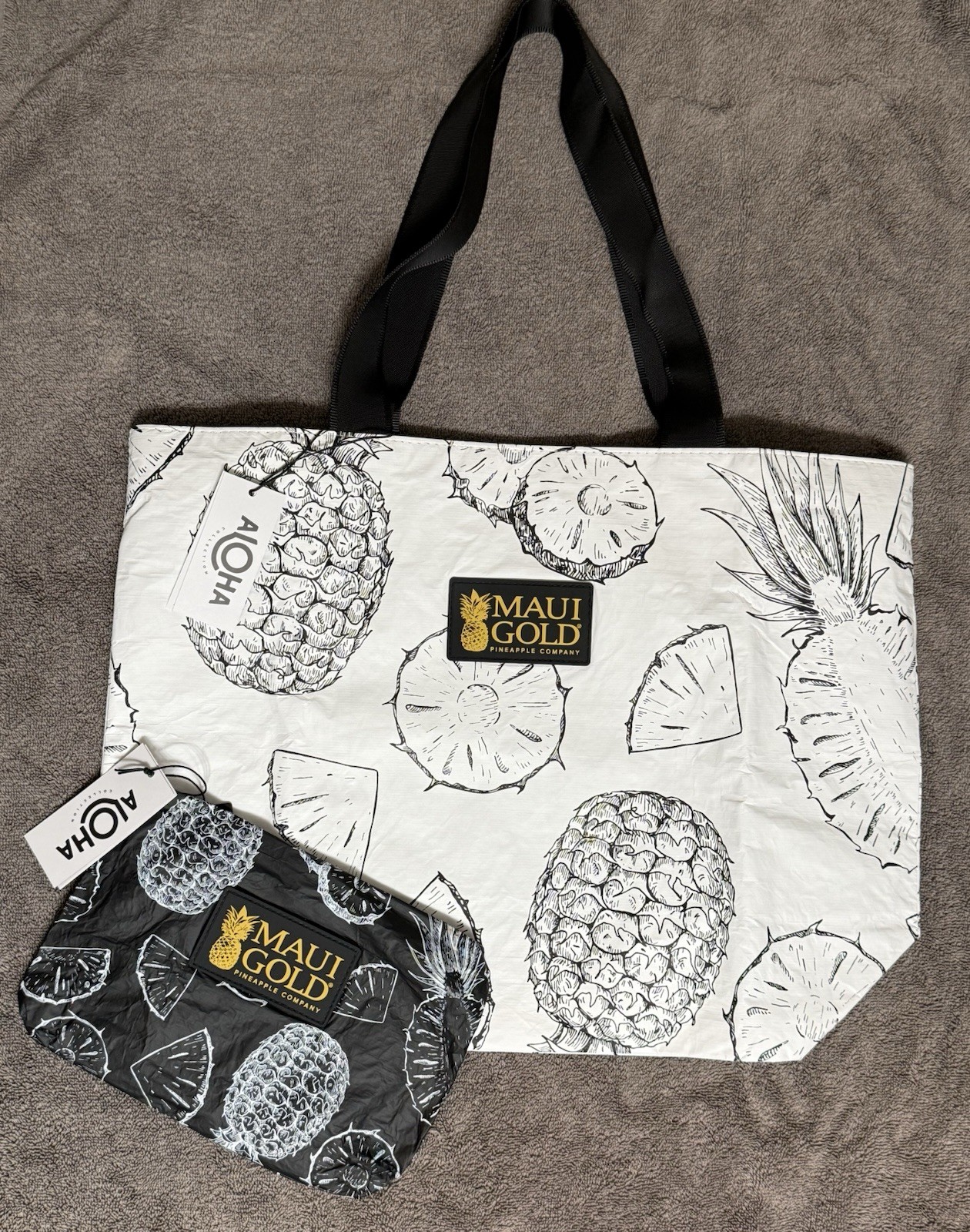 MAUI EXCLUSIVE Aloha Collection x Maui Gold Pineapple Day Tripper & Small Pouch