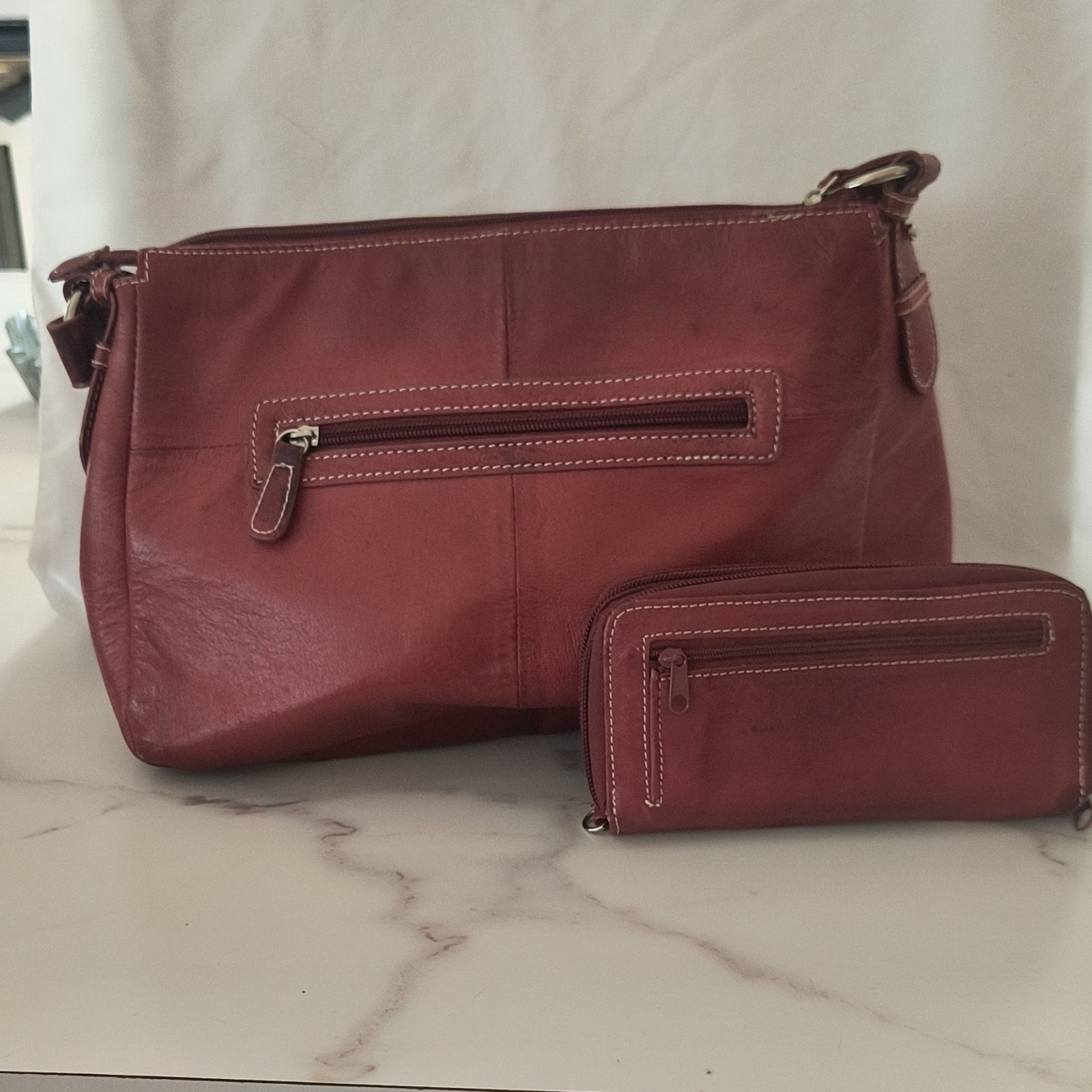 Milano Burgundy Shoulder Bag w/ Matching Zip Wallet, Zip Closure, Pockets