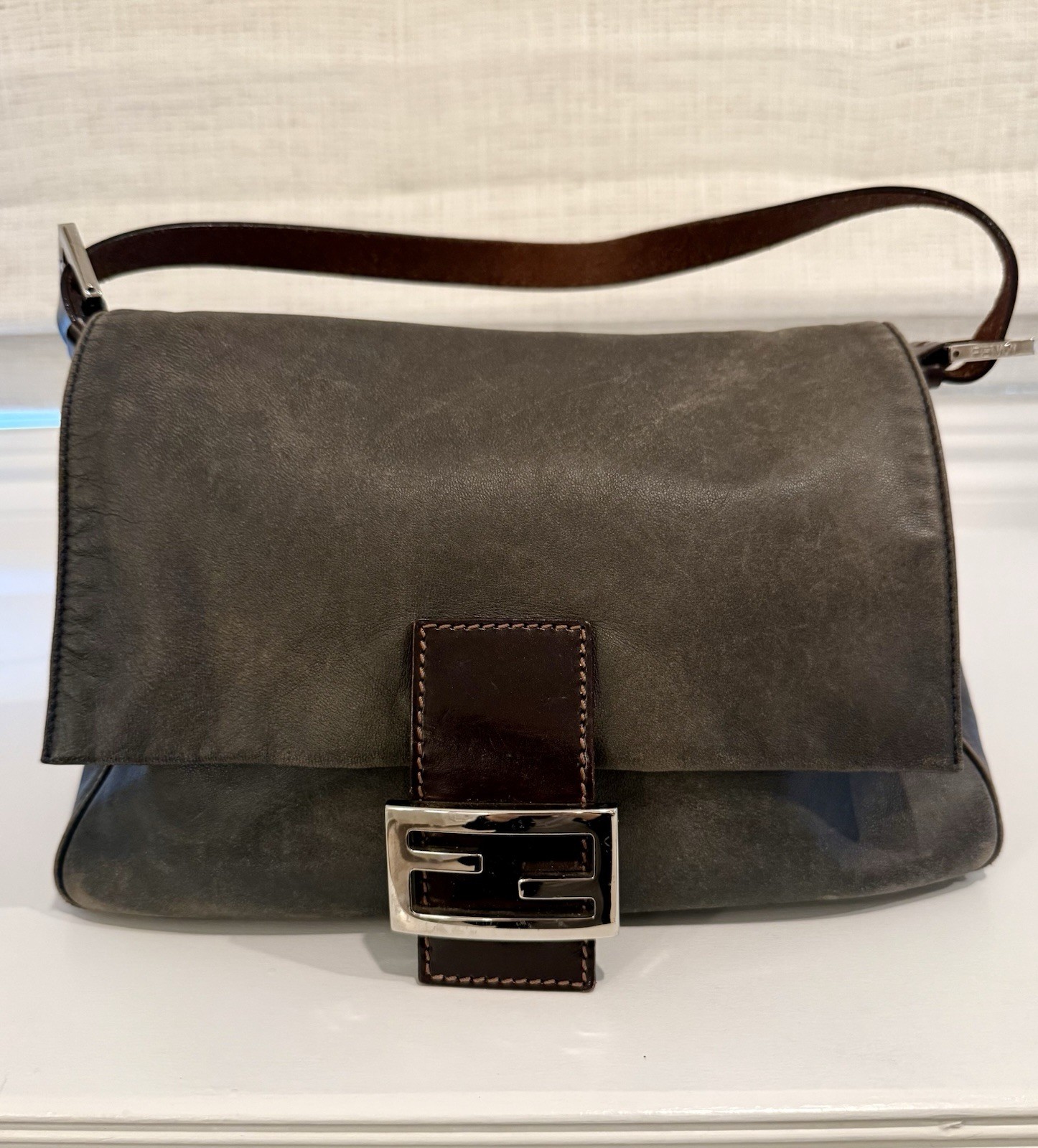 Fendi Mama Baguette – Brown Distressed Leather