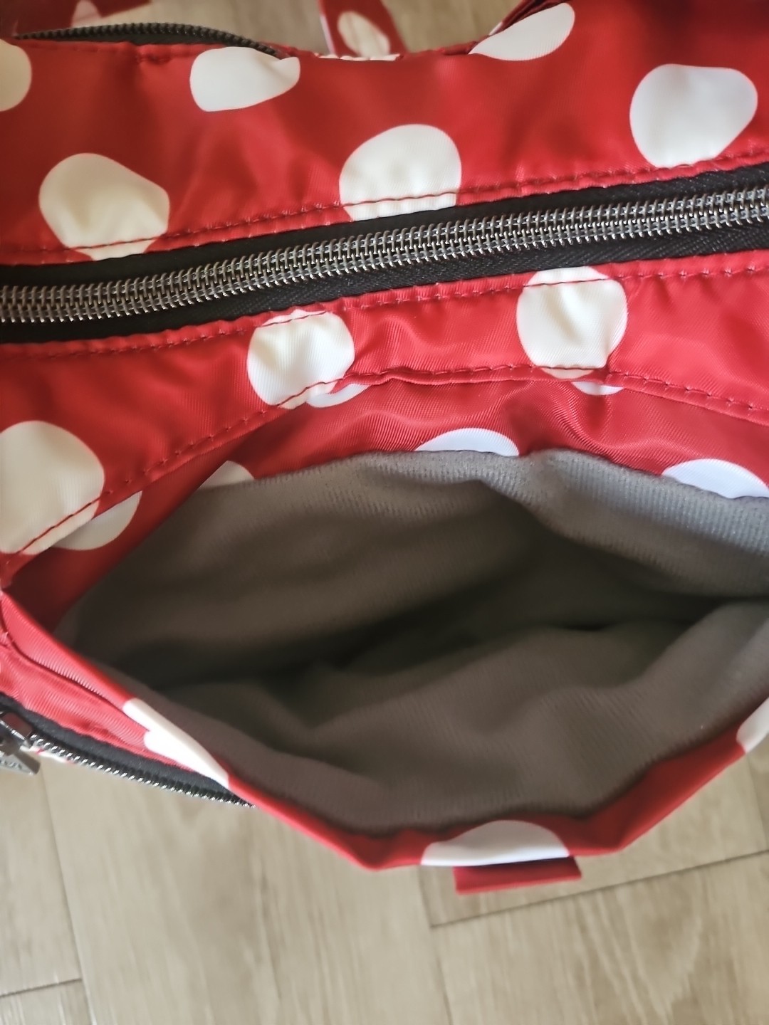 Lug Camper SE Crimson Large Dot Crossbody Bag Red & White Polka Dot