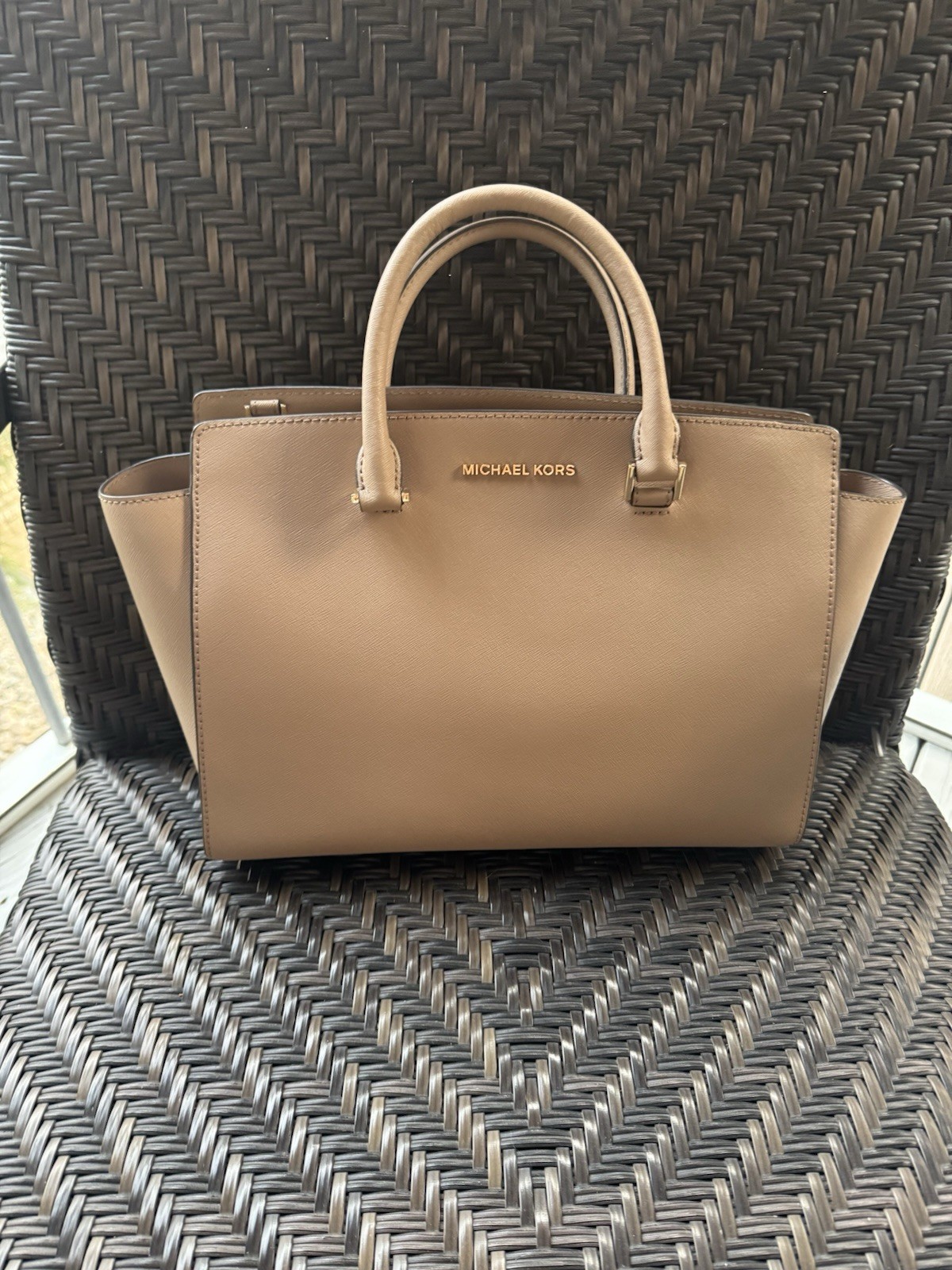 MICHAEL KORS Selma Large Saffiano Leather Bag Satchel Dark Khaki-authentic