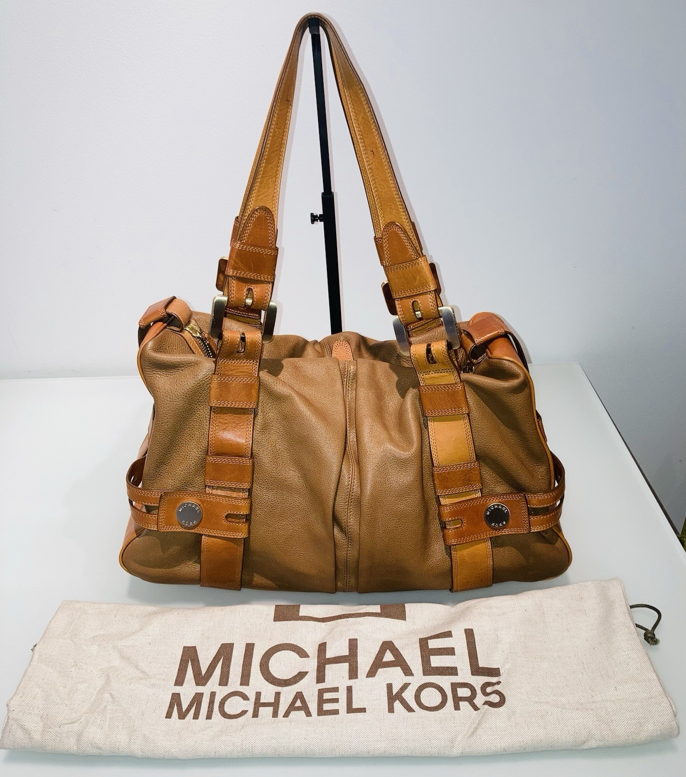 Michael Kors Authentic Harness Leather Large Shldr Brown/Tan Grab Bag Excellent!