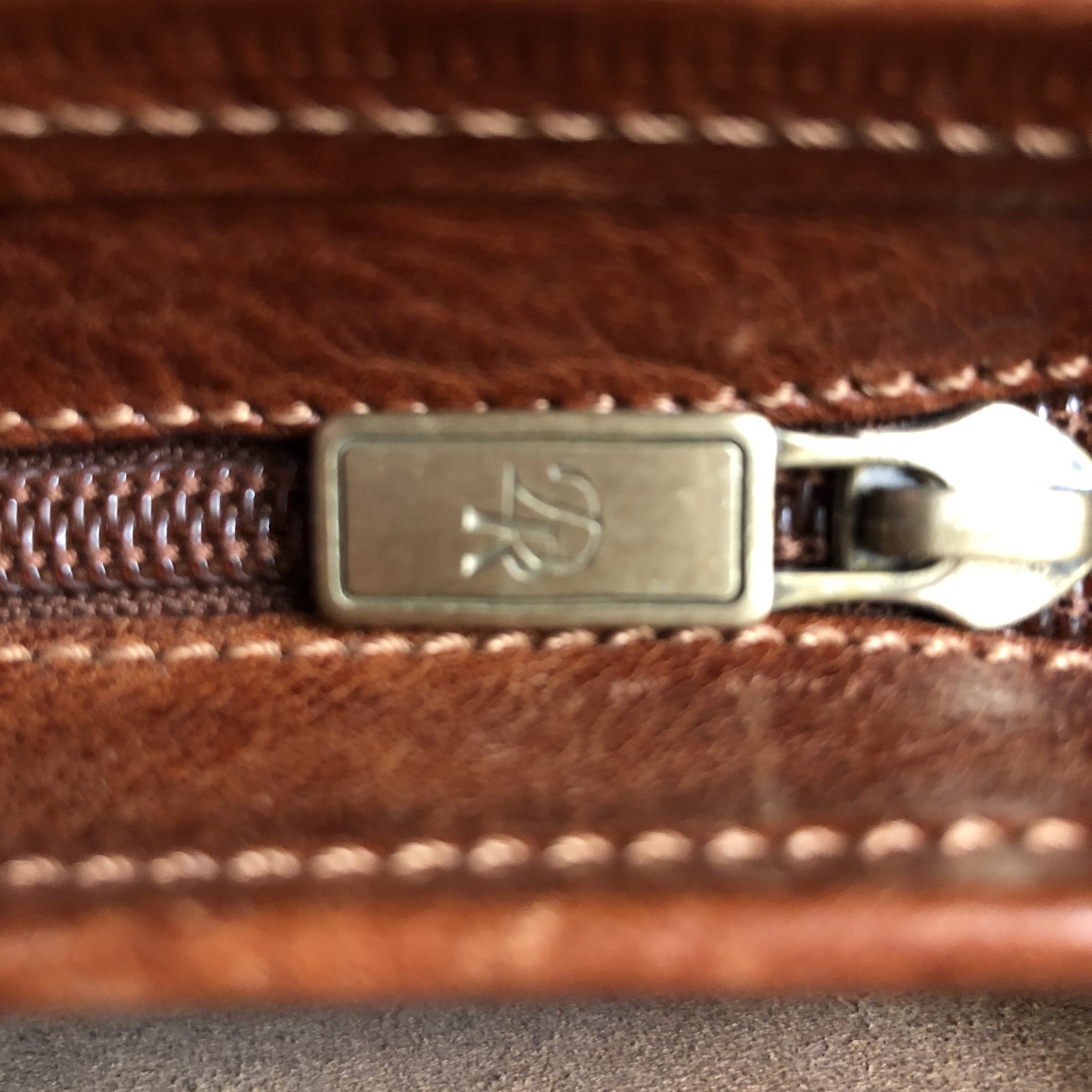 Pelletterie Firenze Leather Cross Body Bag, 10.5″ x 7.75″ x 5″, made in Italy