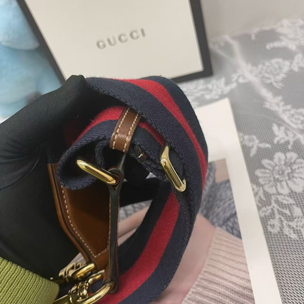 Gucci Padlock Small GG Supreme Canvas & Leather Crossbody Shoulder Bag Auth