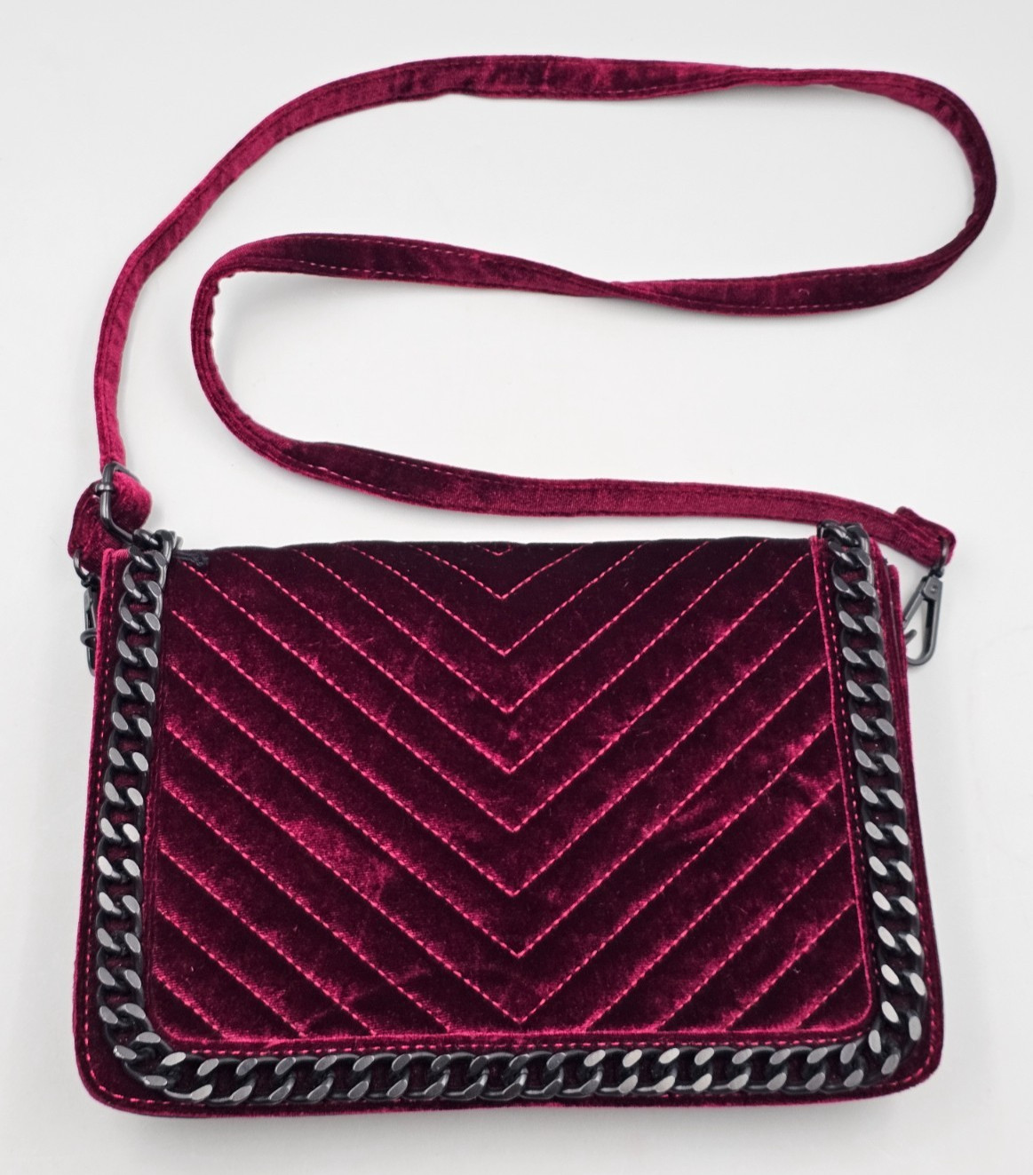 ALDO Burgundy Velvet Shoulder Bag Purse w/ Snap Latch, Inner Divide, Zip Pouch