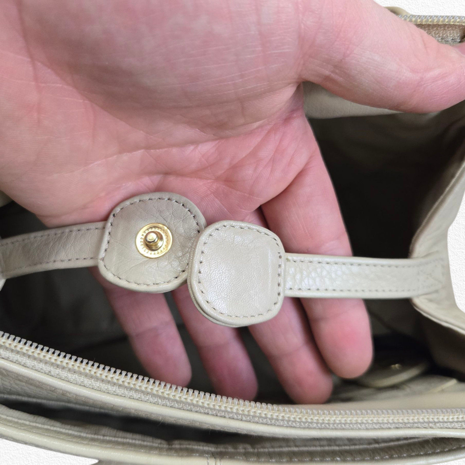 Vintage 1990s Beige Ivory Pebbled Leather Everyday Double Handle Shoulder Bag