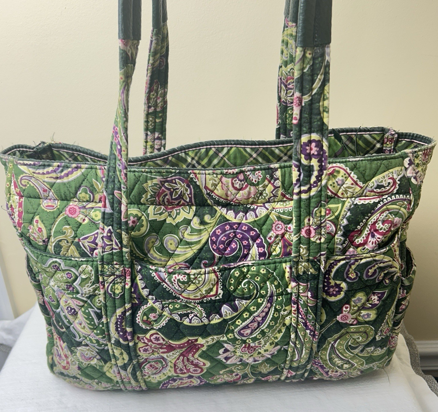 Vera Bradley Chelsea Green Paisley Purse Zippered Tote Reinforced Handles READ