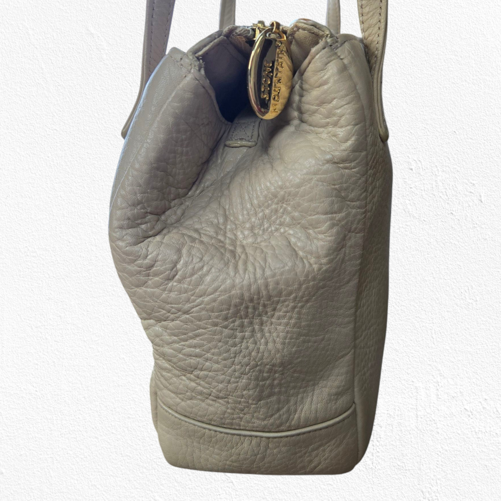 Vintage 1990s Beige Ivory Pebbled Leather Everyday Double Handle Shoulder Bag
