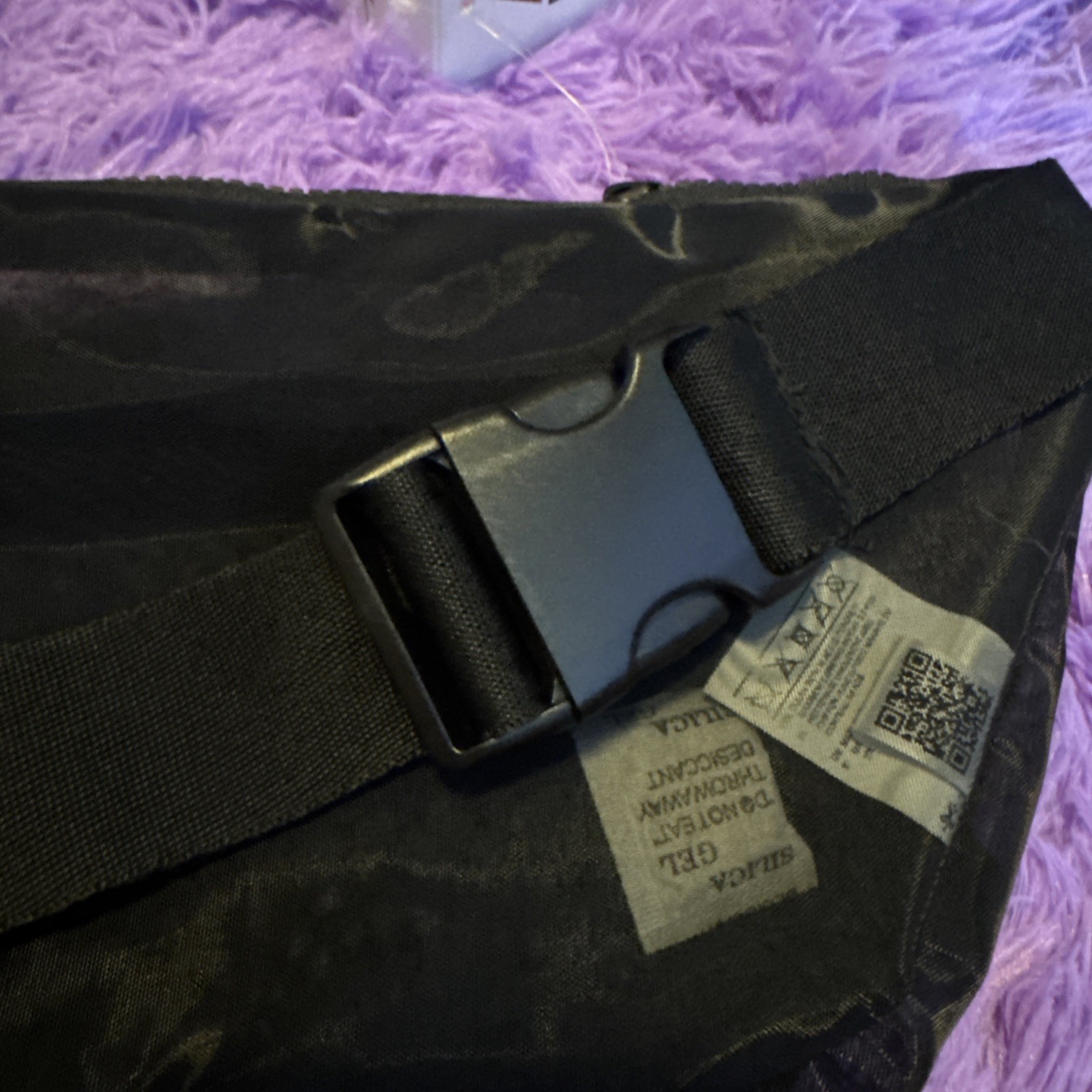 Reebok- Monet- Fanny Pack, 1.75 Liter Nylon Black