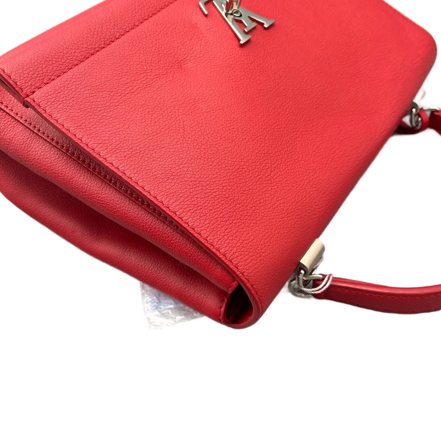 Louis Vuitton Lockme Ii Top Handle Red Calfskin (ym061926c1r)