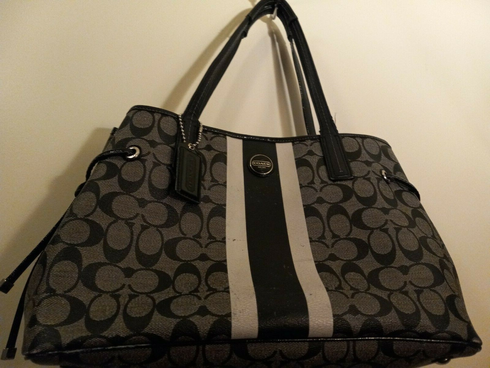 COACH SIGNATURE STRIPED Black/Grey C1381-F22908 PREOWNED 