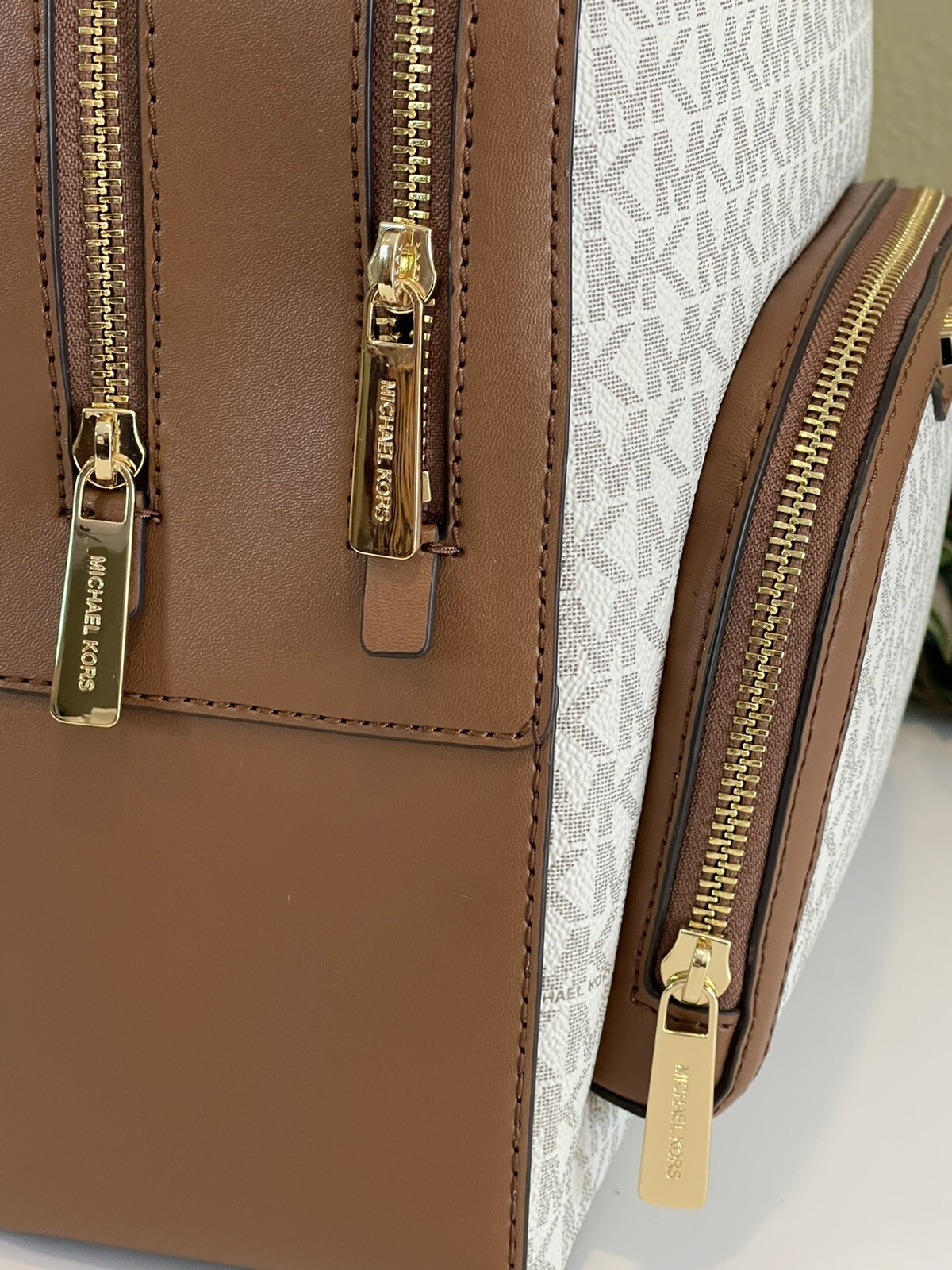 MICHAEL KORS JAYCEE MEDIUM ZIP POCKET BACKPACK BAG TOTE MK VANILLA LOGO LEATHER