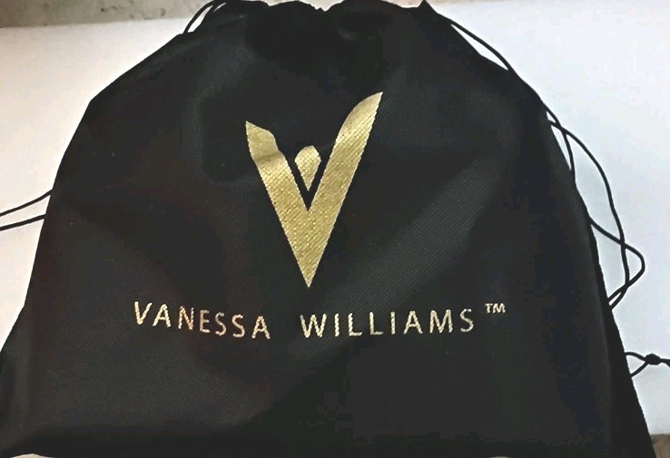 NWT Vanessa Williams Brand Red Crocodile Embossed Cosmetic Case & Protector Bag