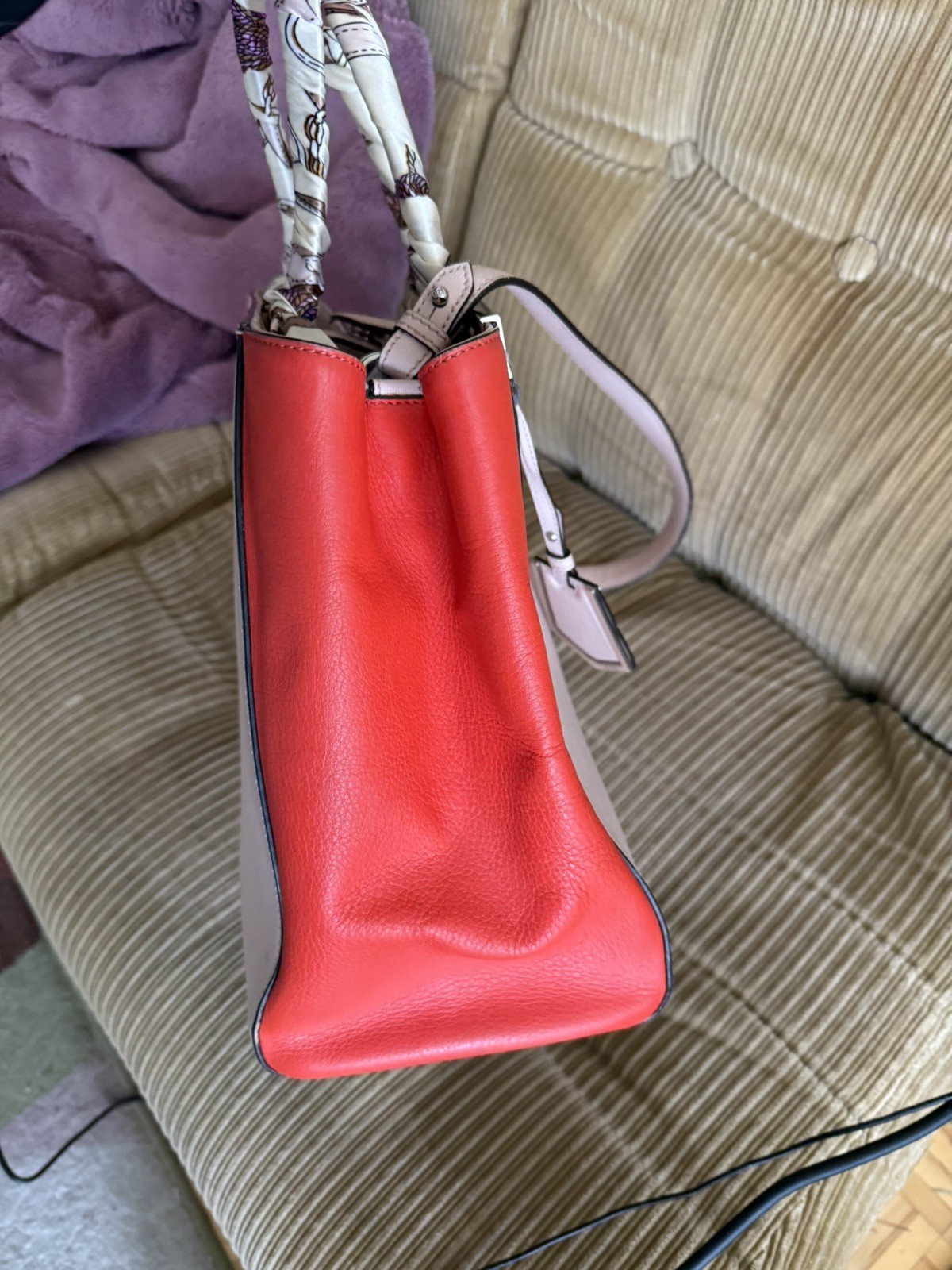 Authentic – Fendi Peekaboo Shoulder Bag cream & orange