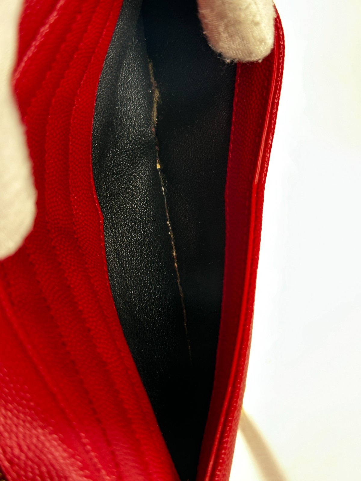 Saint Laurent Black Chevron Quilted Tassel Logo Small Crossbody Bag Dust Bag Red