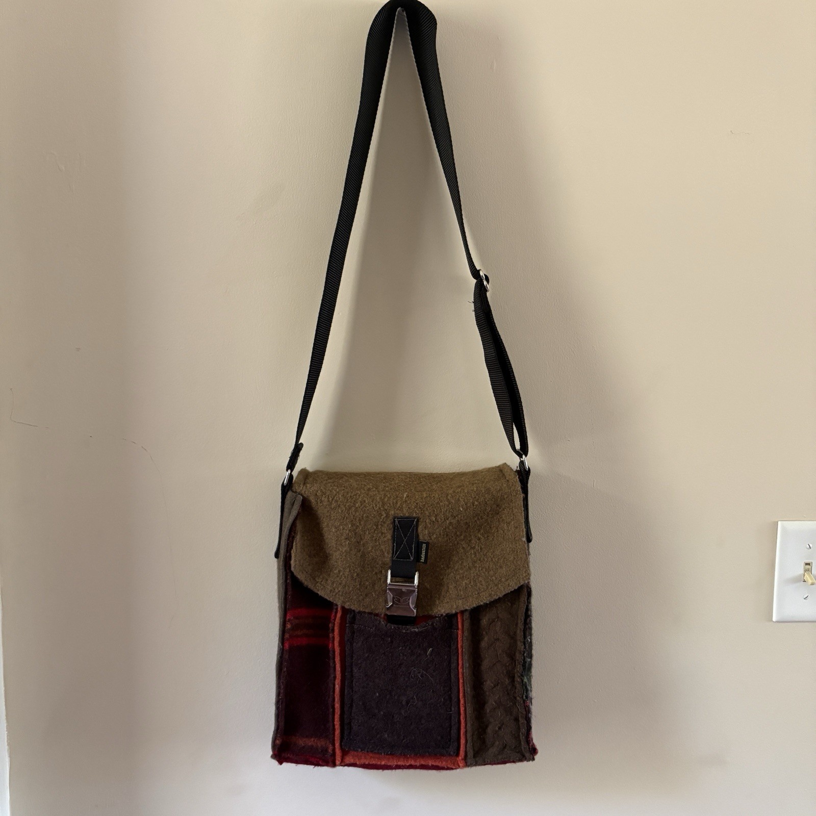 Baabaazuzu Wool Sweater Crossbody Bag Eco Friendly Upcycled Handmade Earth Color