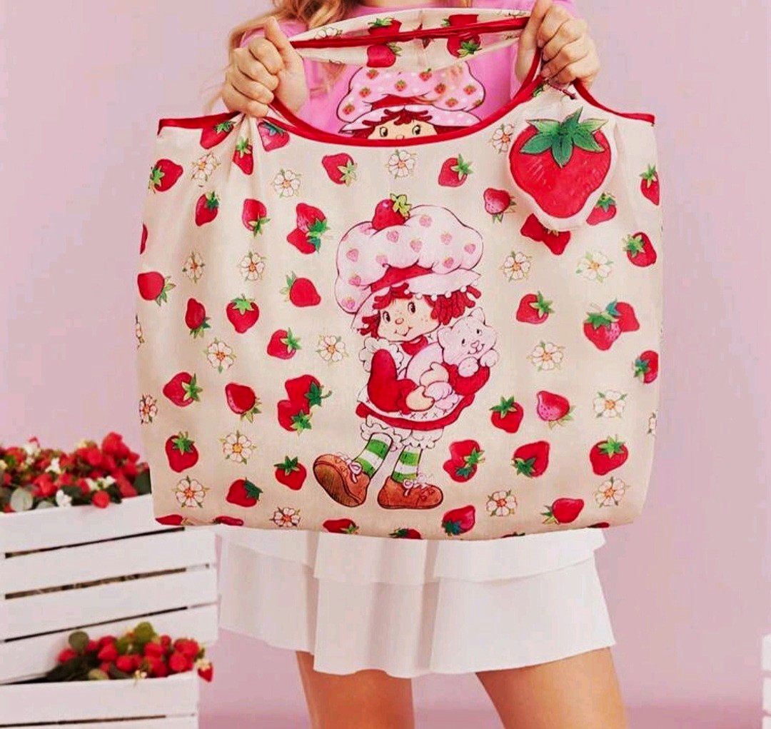 Strawberry Shortcake Women’s White Tote Bag Strawberry Print Applique Bag Charm
