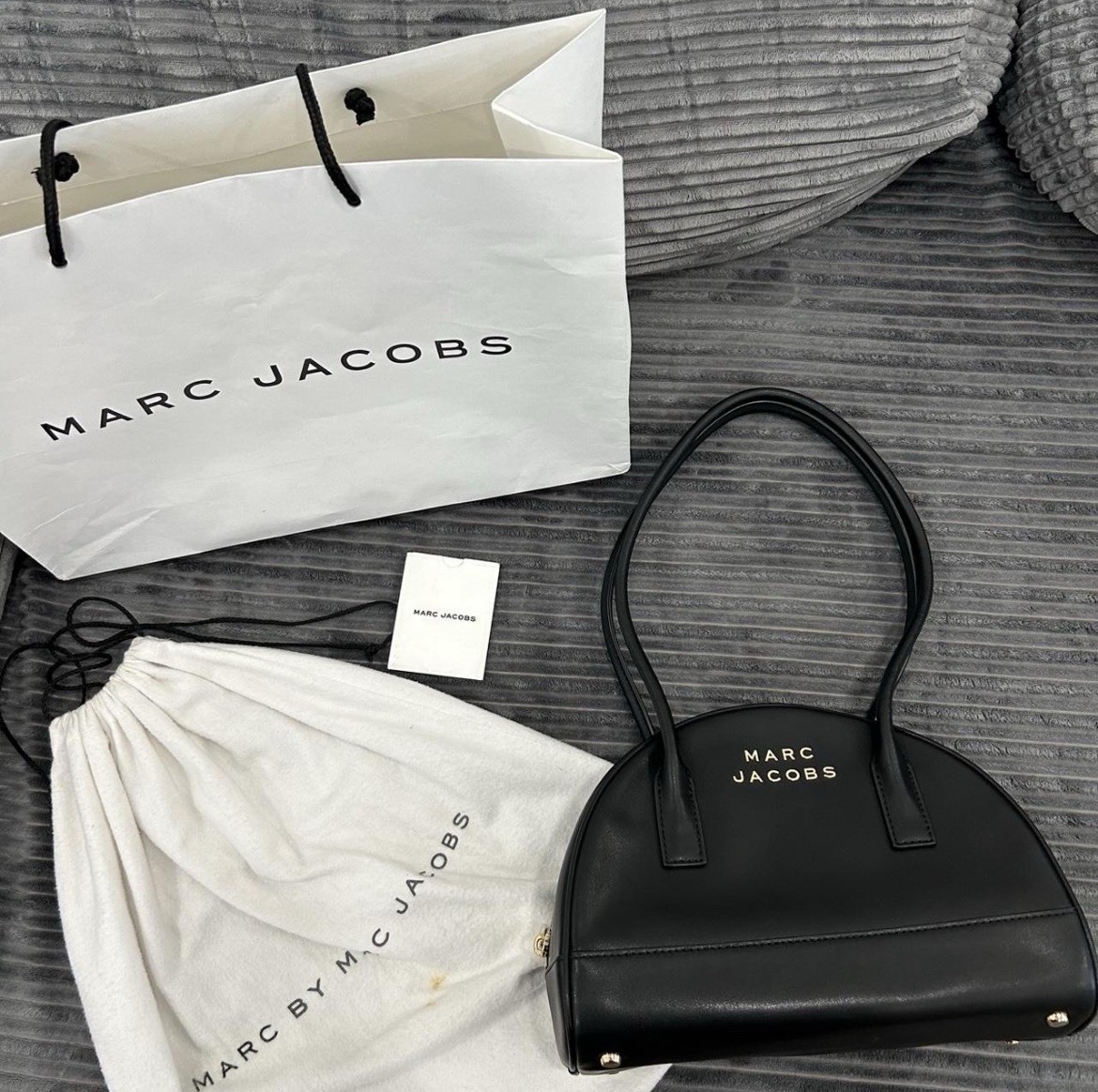 Marc Jacobs Black Small Satchel Top Handle Zip Gold Hardware w/ Dust Bag