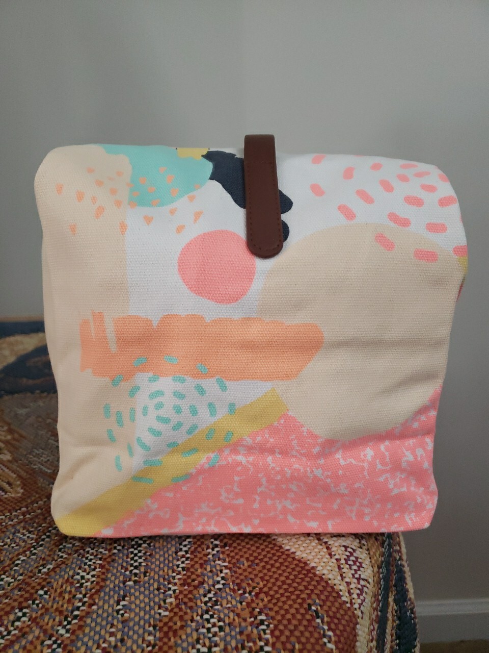 Benefit Cosmetics Lunch Bag New. Please read description.