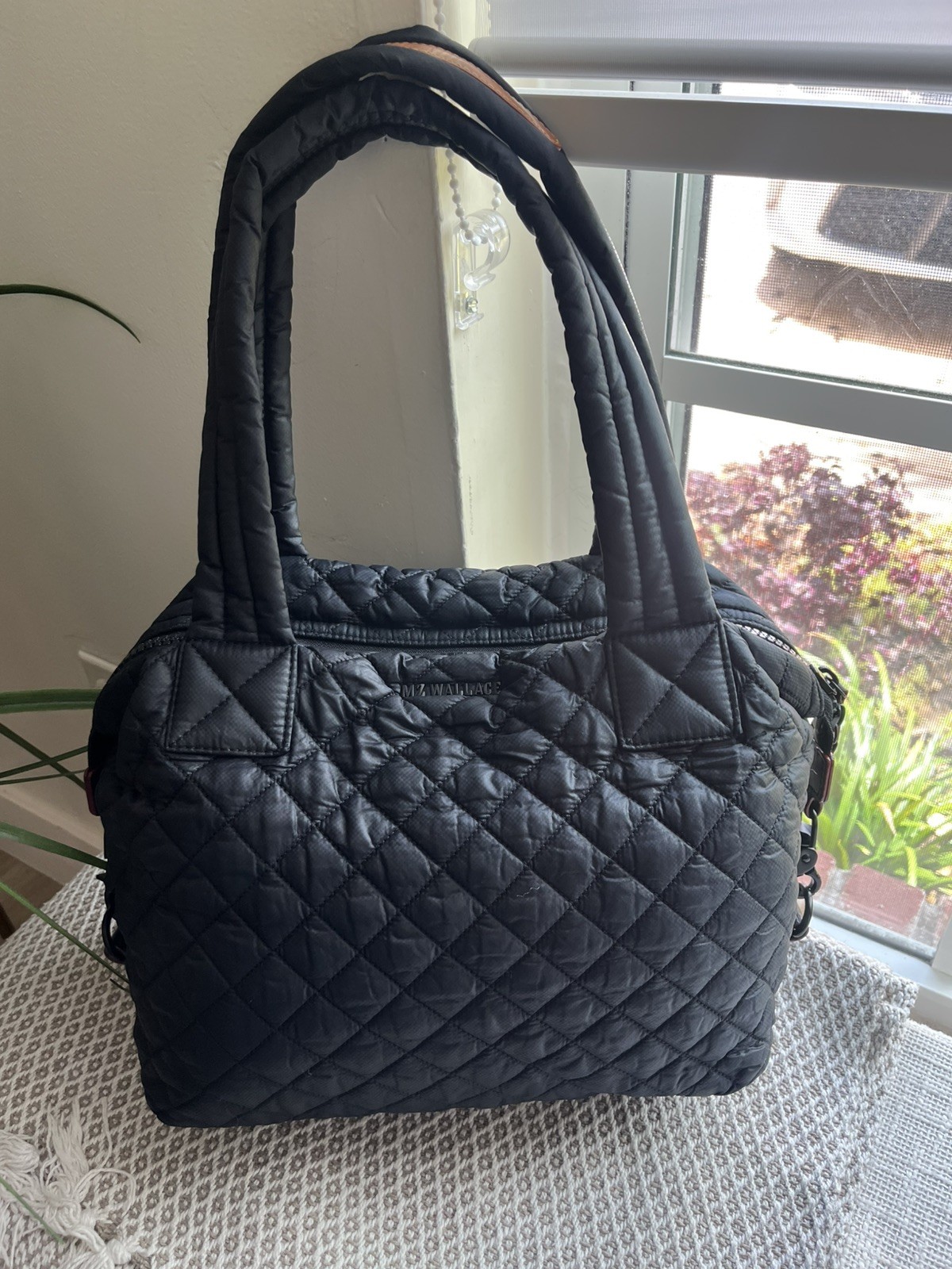 MZ WALLACE Navy/ Black Medium Sutton Deluxe Quilted Nylon Tote missing strap