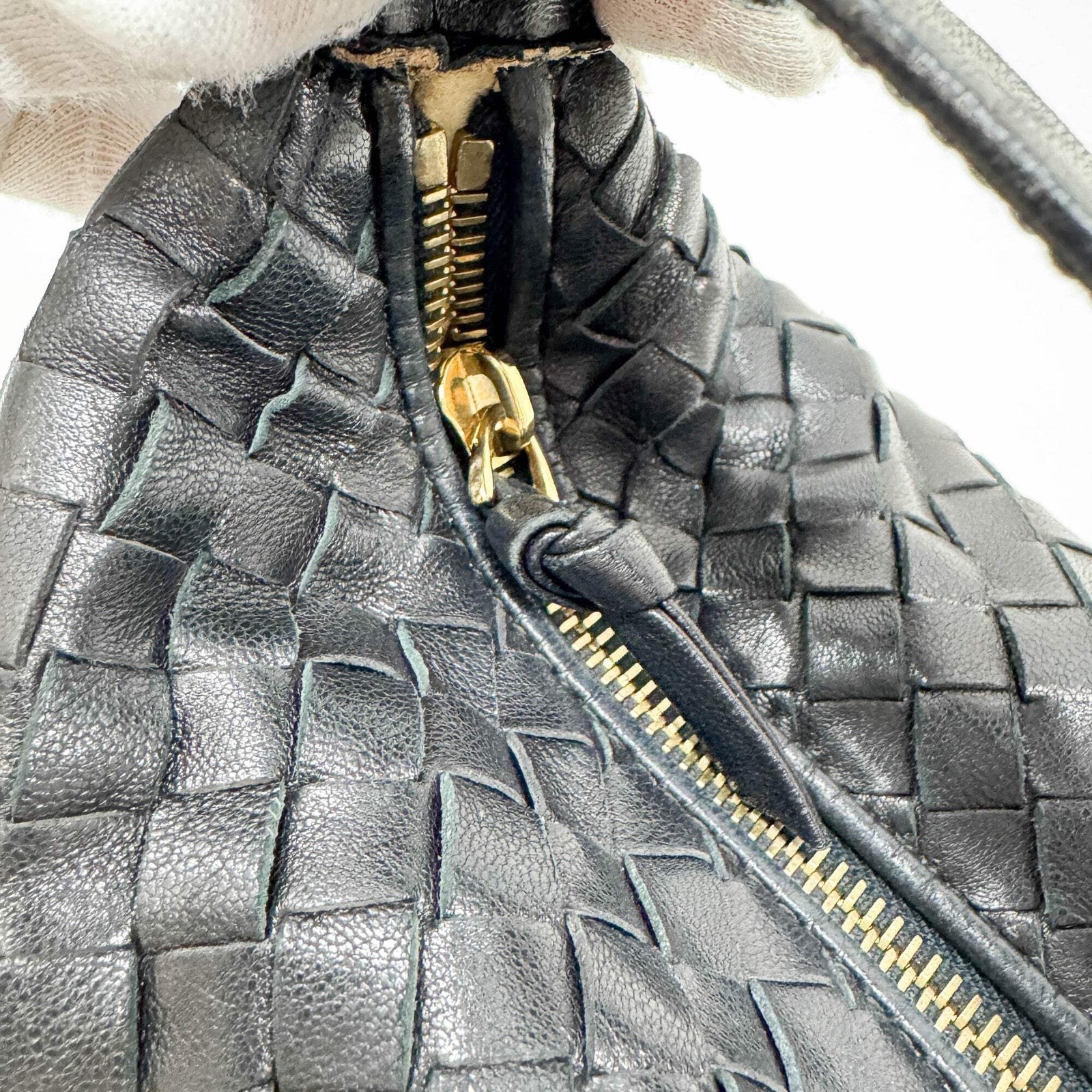 BOTTEGA VENETA Intrecciato Black Leather Pouch Hand Bag