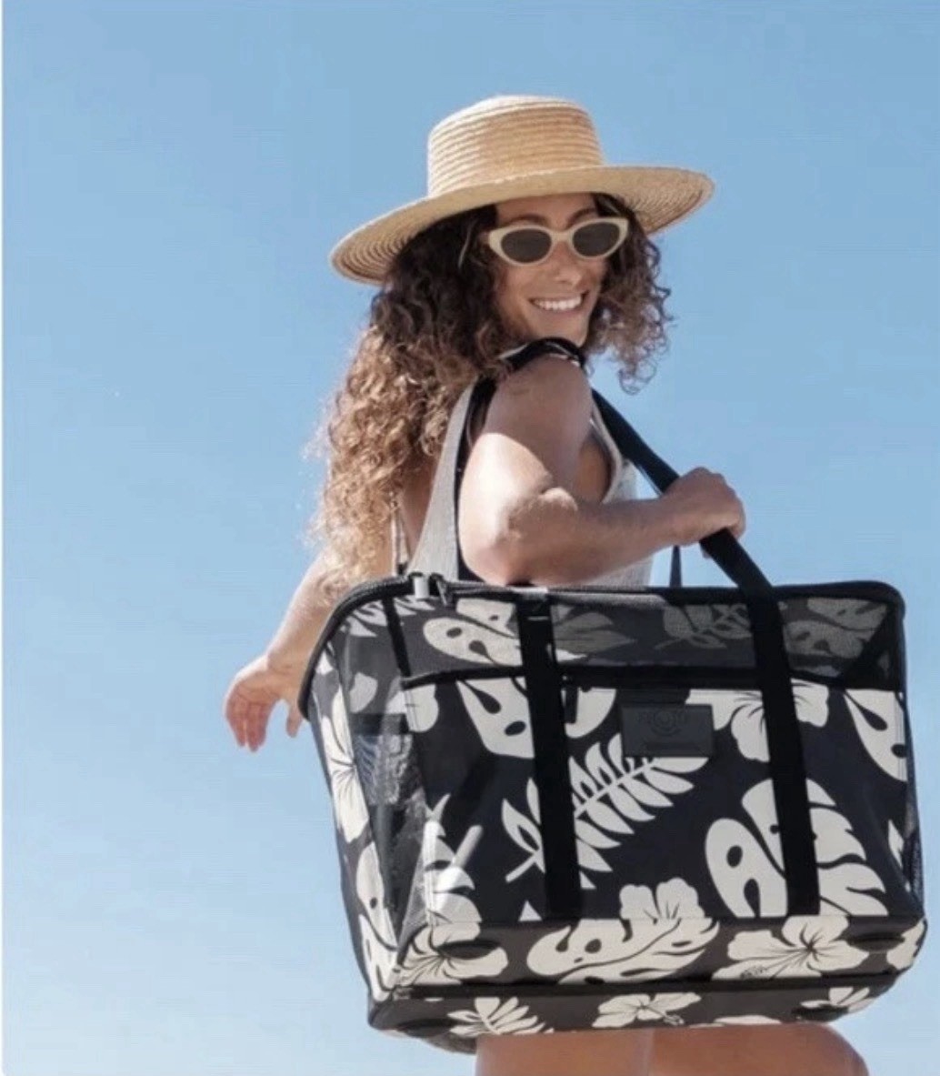 Aloha Collection CleverMade Foldable Mesh Beach Tote Black White Floral Zip
