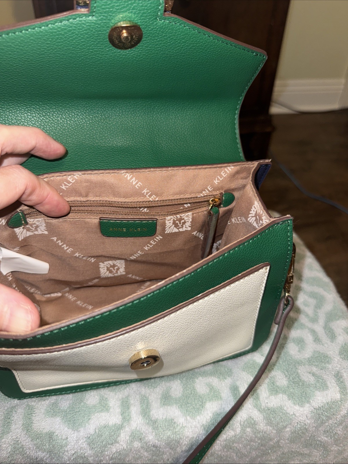 Anne Klein Green Navy White Satchel Top Handle Zip Detachable Strap Card Case