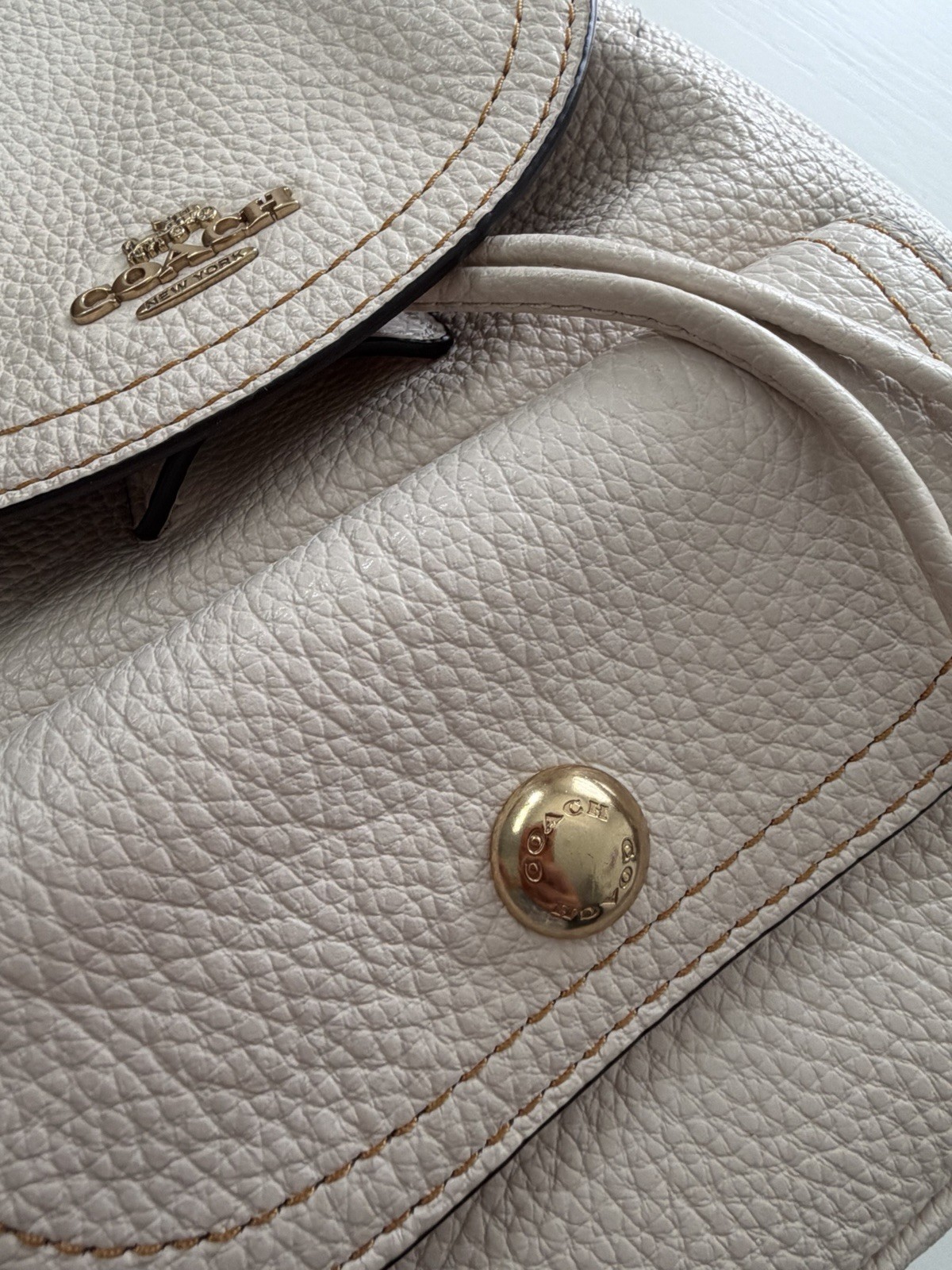 PRISTINE Coach Elle Backpack in Chalk White Pebbled Leather – Style F72645