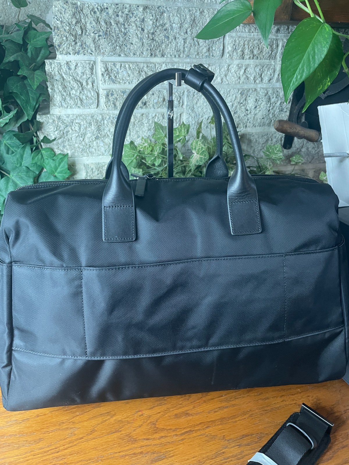 NWT QUINCE VOYAGE NYLON TRAVEL DUFFLE CARRYON CROSSBODY BAG BLACK MSRP $108
