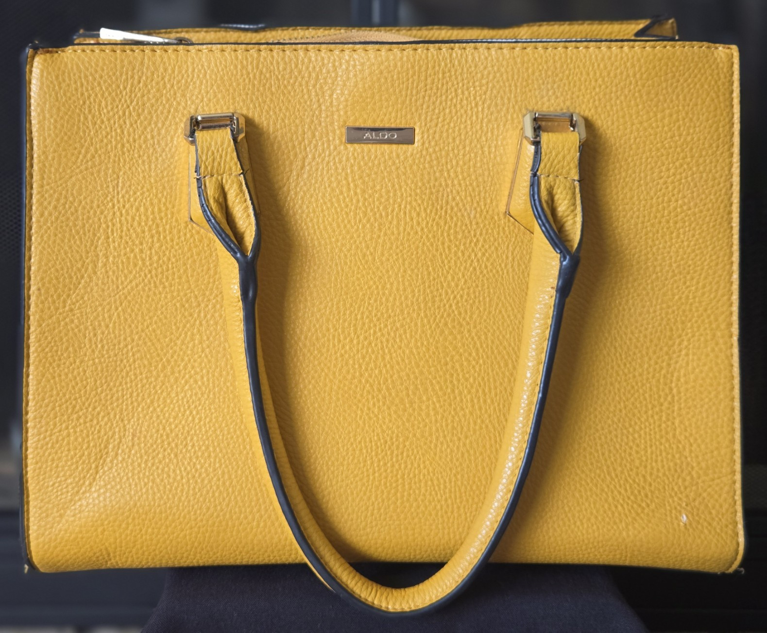 ALDO Yellow Pebbled Large Satchel Top Handle Bag Gold Hardware Magnetic Closure