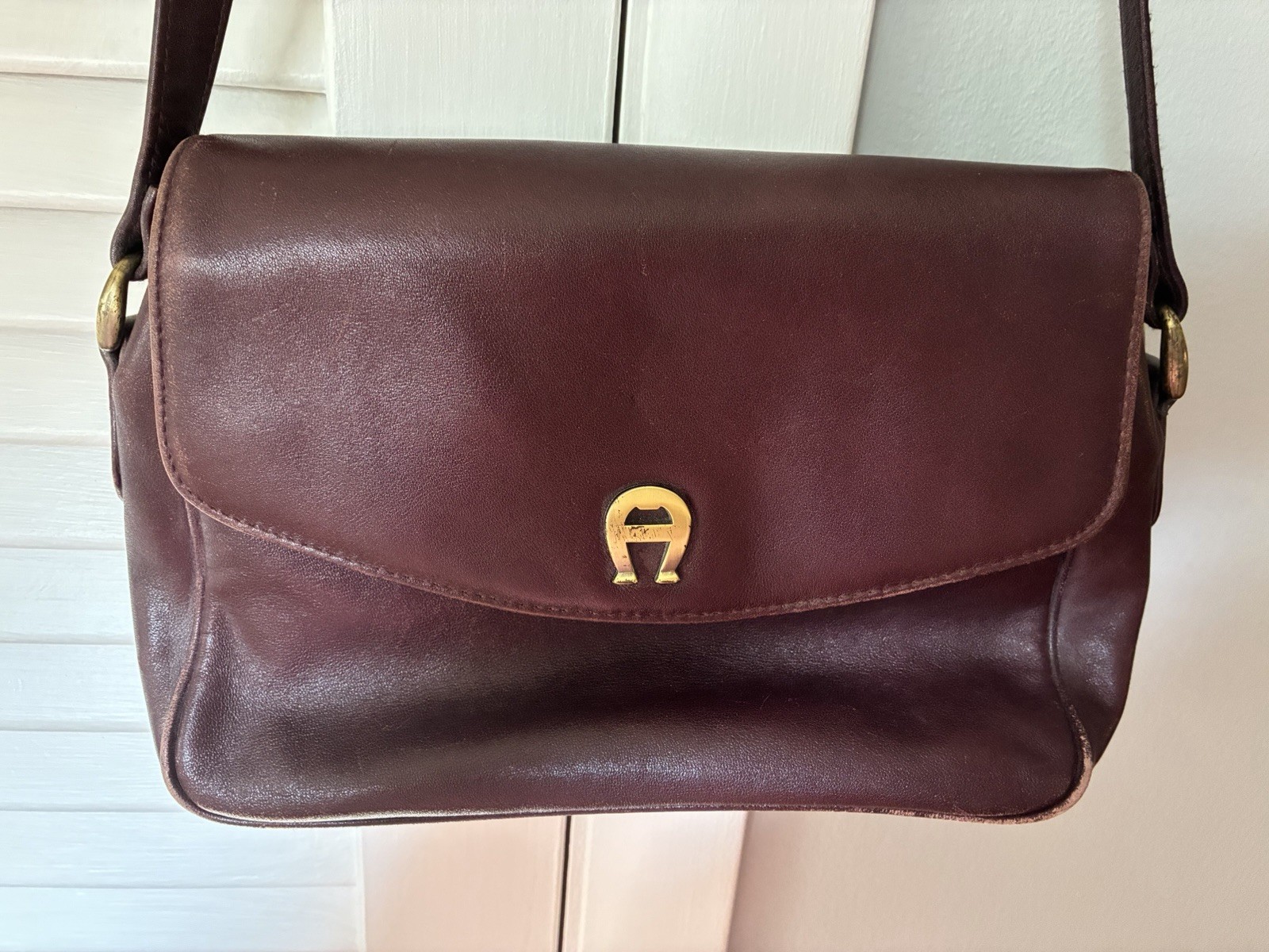 Etienne Aigner Burgundy Shoulder Bag With Gold Hardware And Lined Pockets