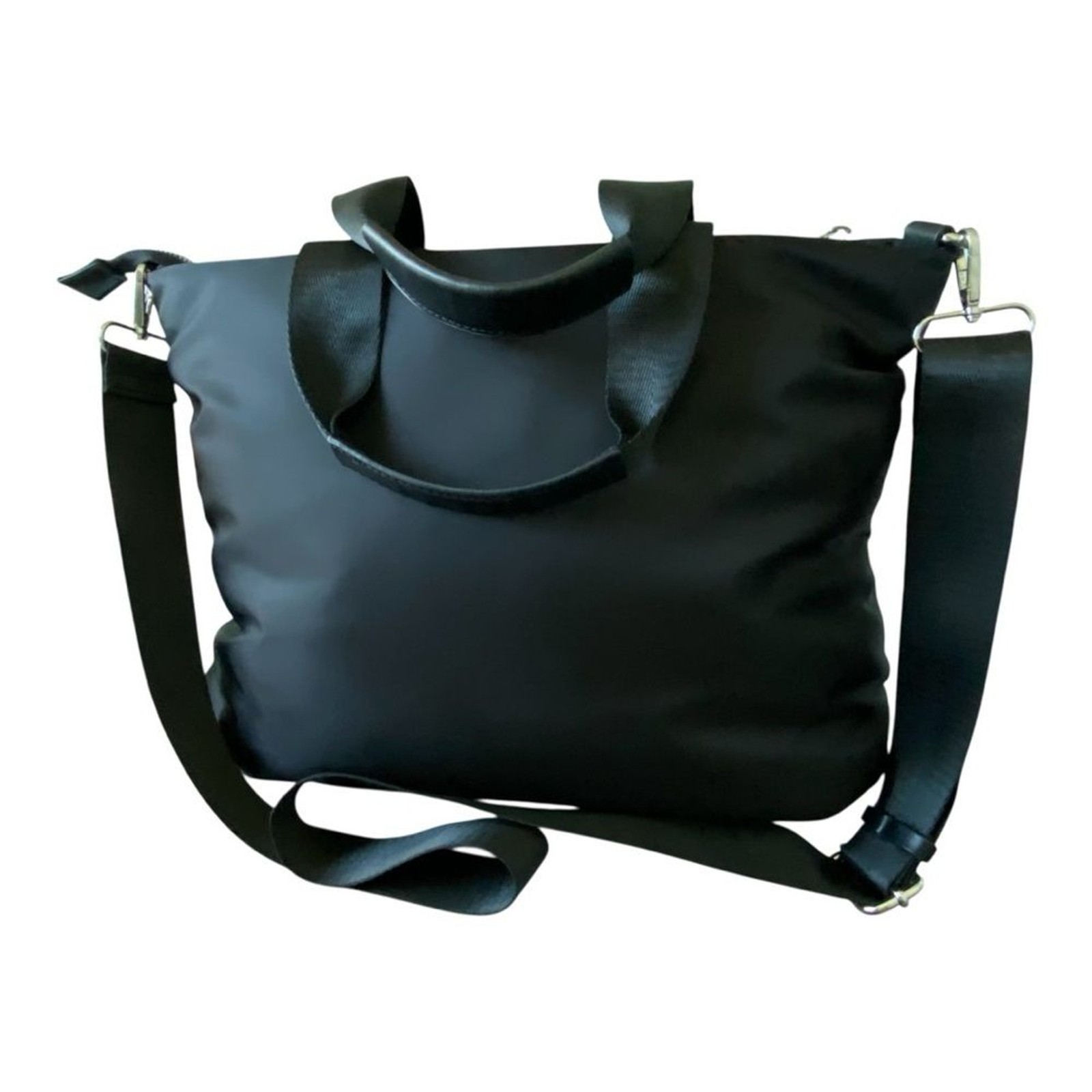Urban Expressions Aria Nylon Black Messenger Bag Crossbody Bag