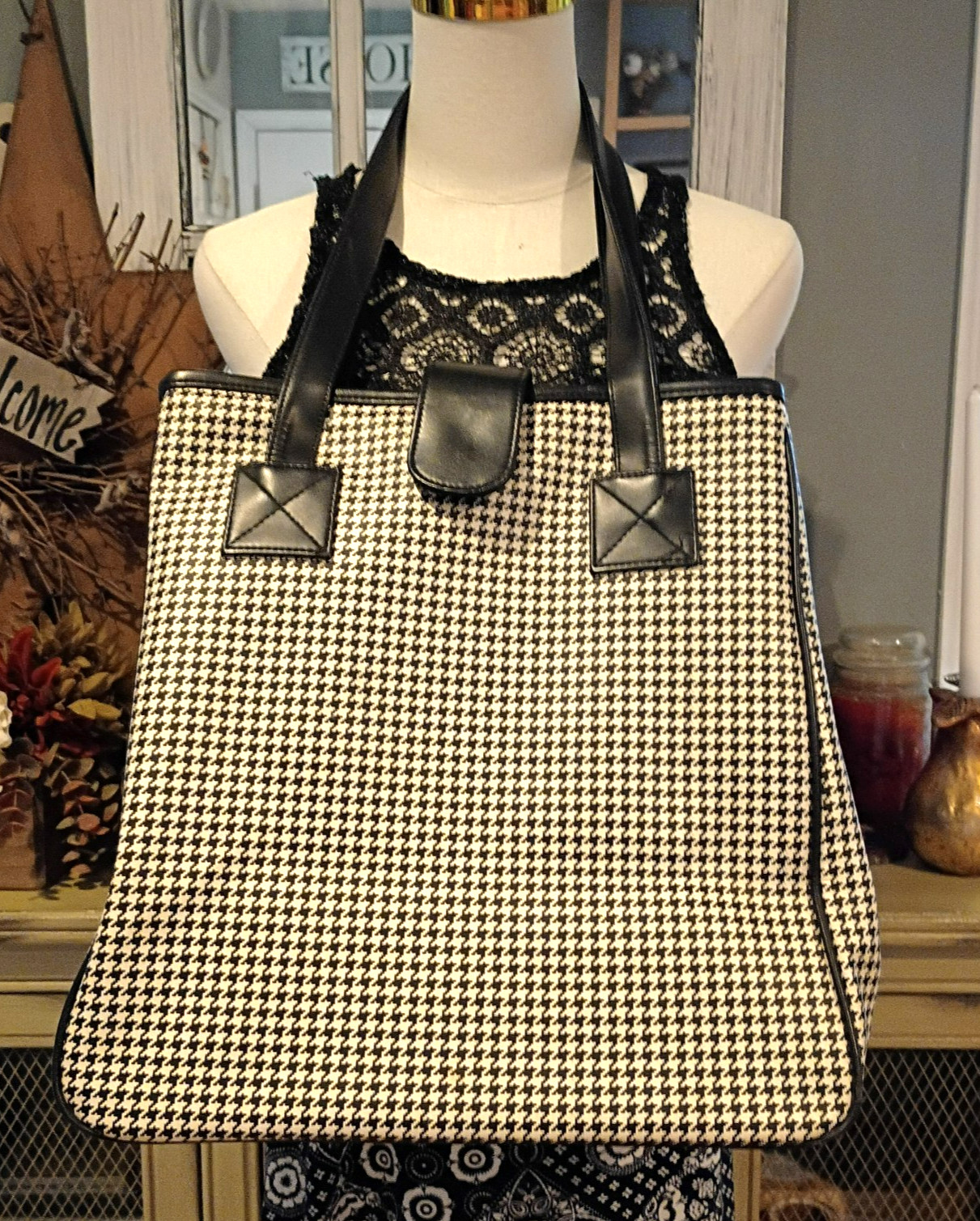 Linda Dano Large Houndstooth Tote Shoulder Bag Black/White Side Snap Buttons