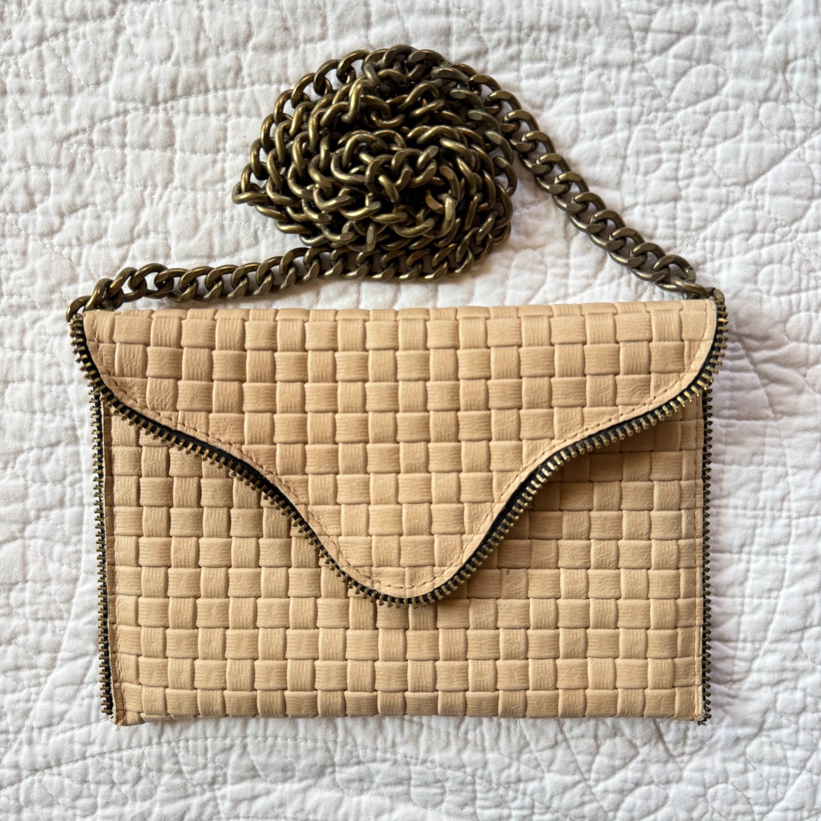 JJ Winters Beige Woven Leather Portfolio Envelope Shoulder Handbag Small Boho