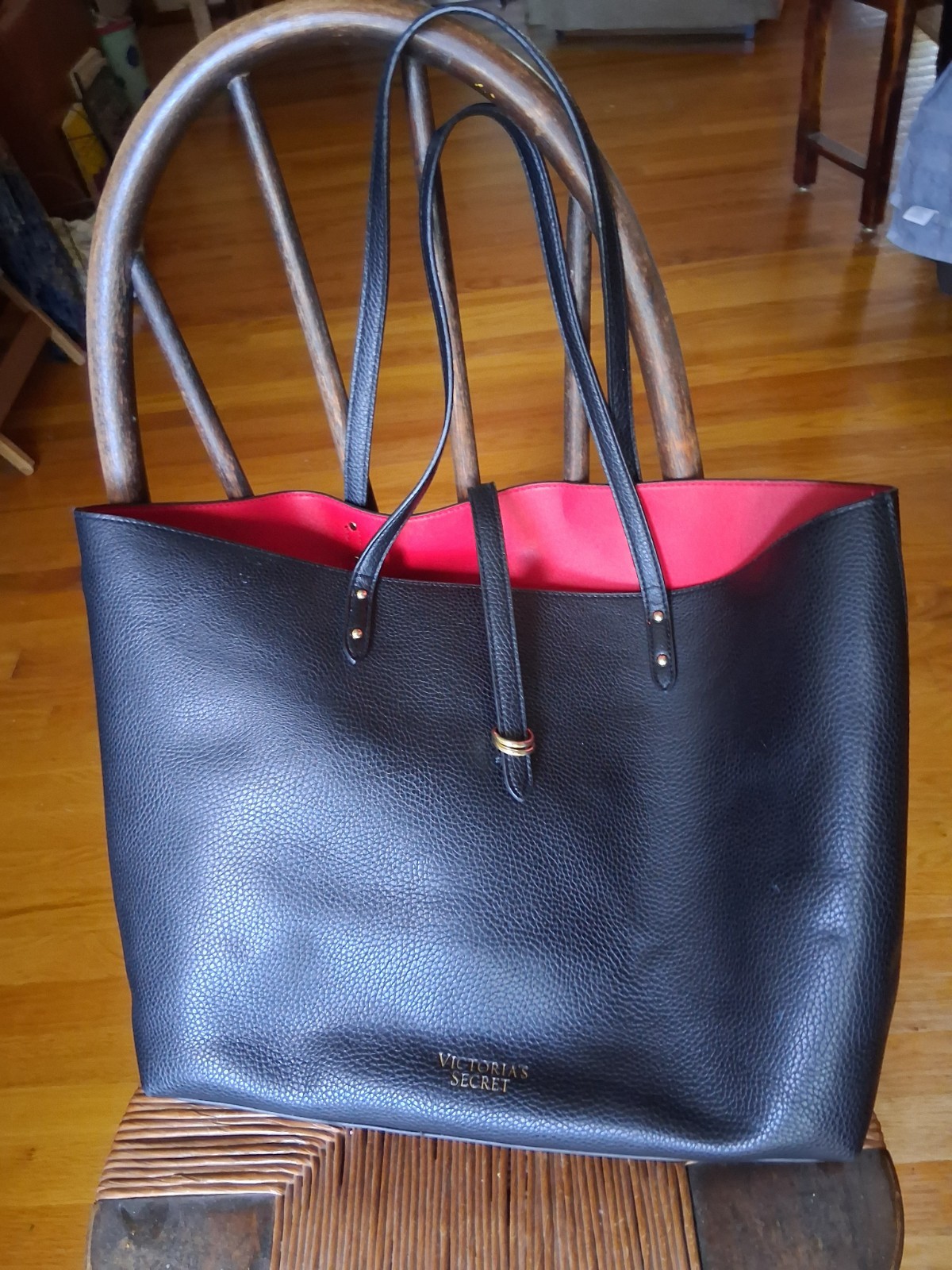 Victoria’s Secret Black Faux Leather Large Tote Bag w/ Red Lining XOXO Bag