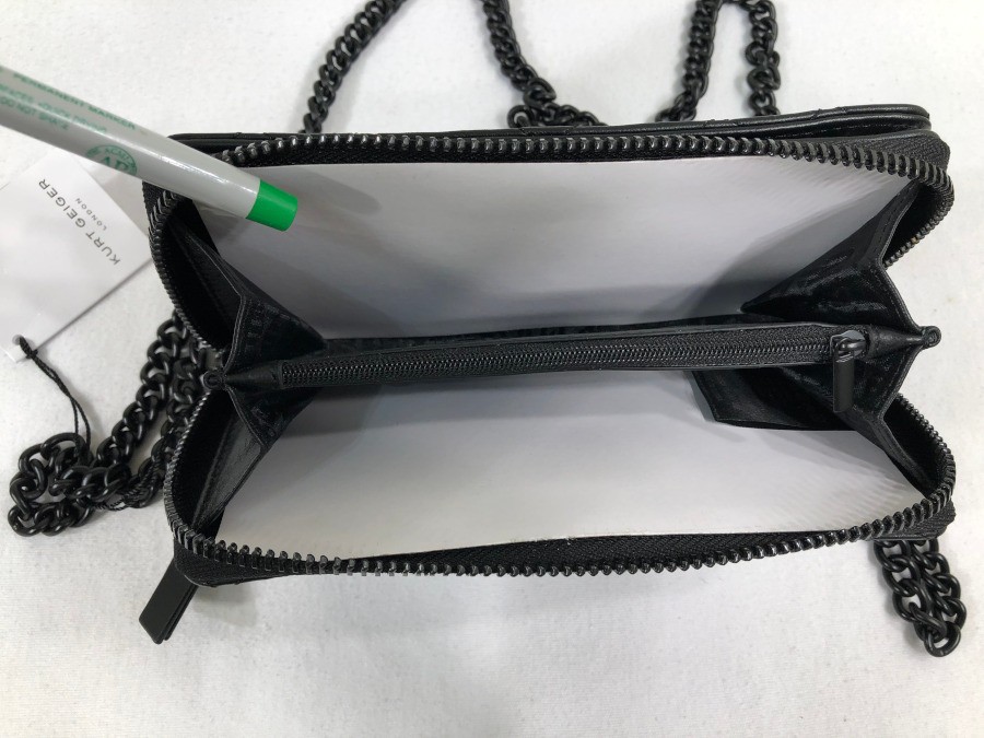 NWT Kurt Geiger London Brixton Drench Leather/Chain Shoulder Crossbody Bag Black