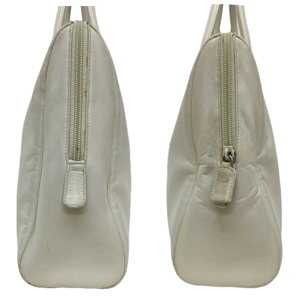 PRADA tote handbag made of nappa leather self standing 90s ivory with embossed l